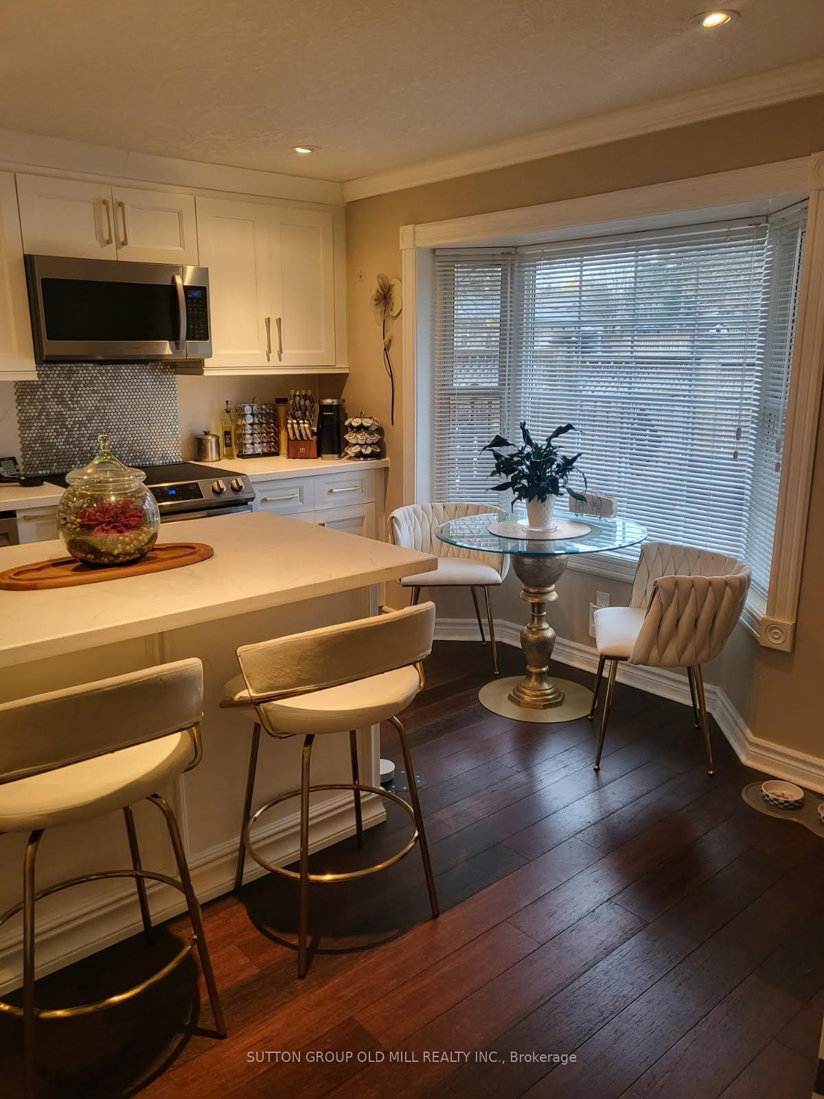 Photo 13 of 255 Erb Street E, Waterloo — HOMEH