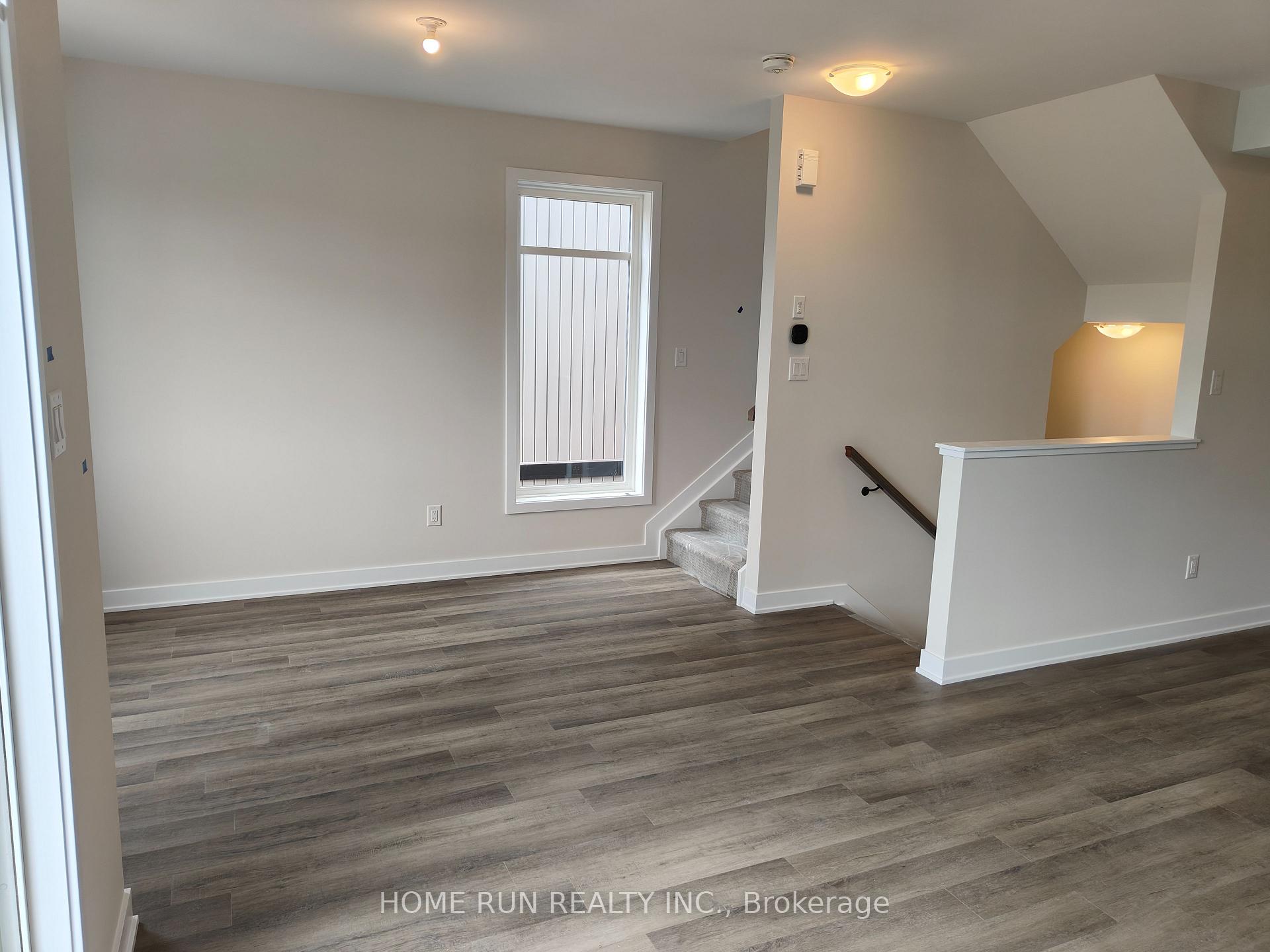 Photo 3 of 226 Tussock pvt, Ottawa, Blossom Park/Kemp Park/Findlay Creek — HOMEH