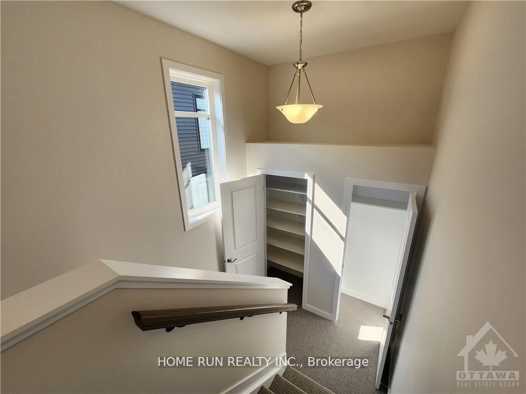 Photo 11 of 226 Tussock pvt, Ottawa, Blossom Park/Kemp Park/Findlay Creek — HOMEH