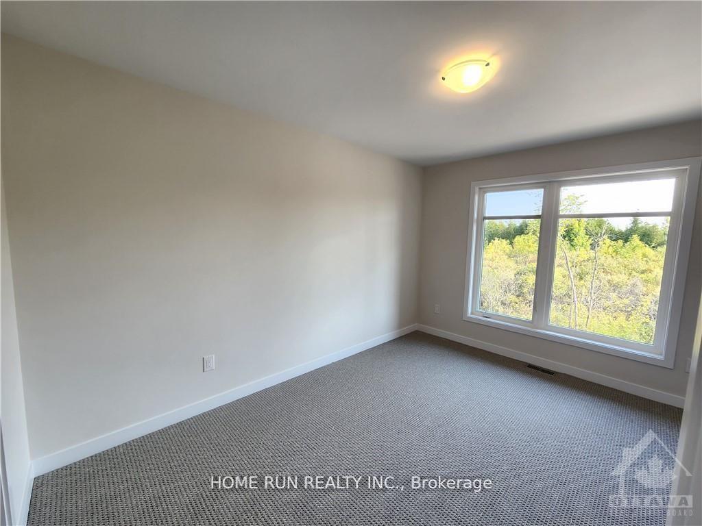Photo 14 of 226 Tussock pvt, Ottawa, Blossom Park/Kemp Park/Findlay Creek — HOMEH