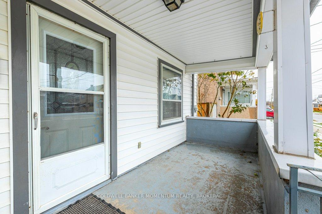 Photo 3 of 51 Sixth Street, Welland, Lincoln/Crowland — HOMEH