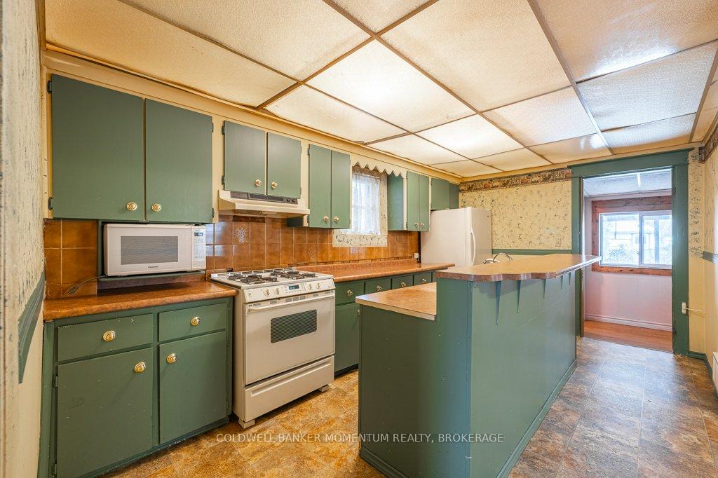 Photo 11 of 51 Sixth Street, Welland, Lincoln/Crowland — HOMEH