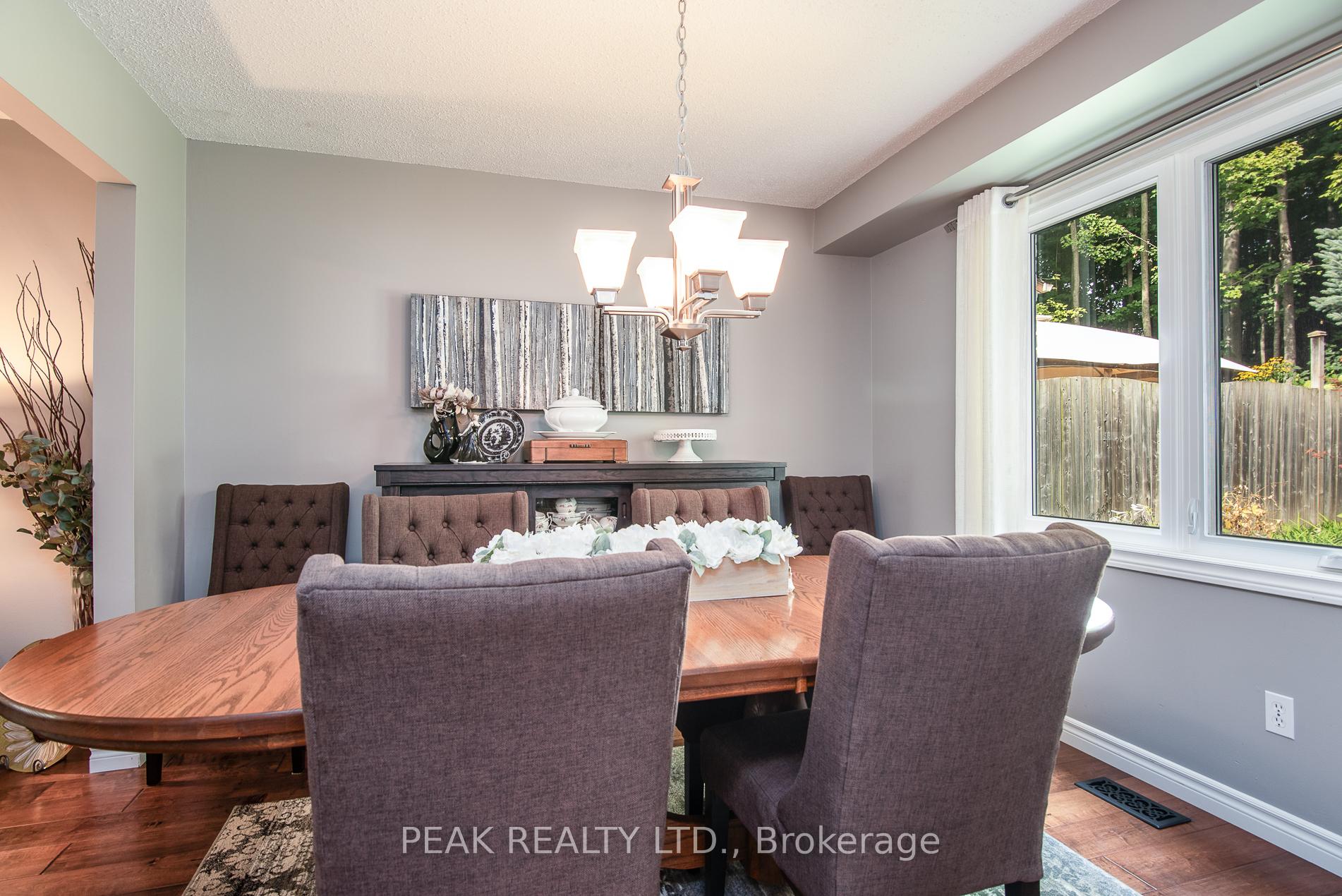 Photo 11 of 500 Foxhill Place, Waterloo, Westvale — HOMEH