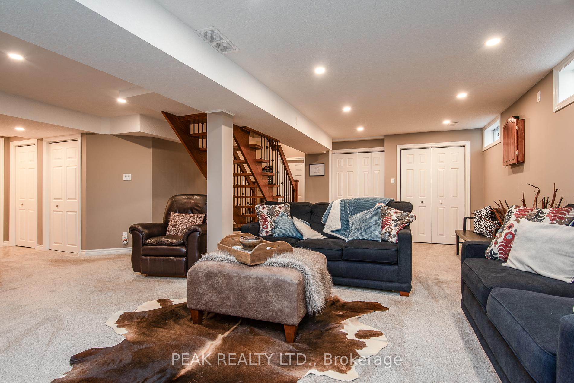 Photo 33 of 500 Foxhill Place, Waterloo, Westvale — HOMEH