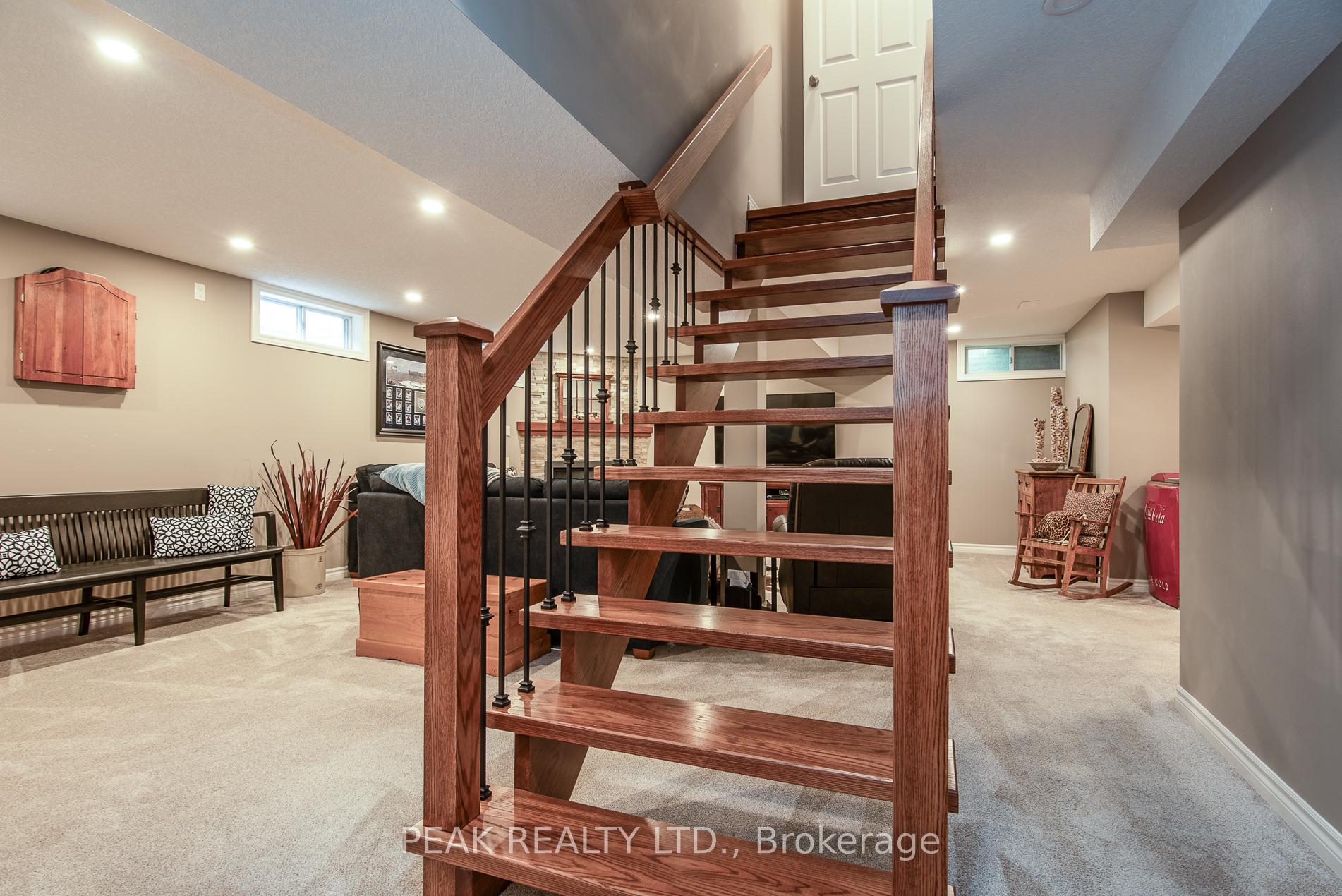 Photo 36 of 500 Foxhill Place, Waterloo, Westvale — HOMEH