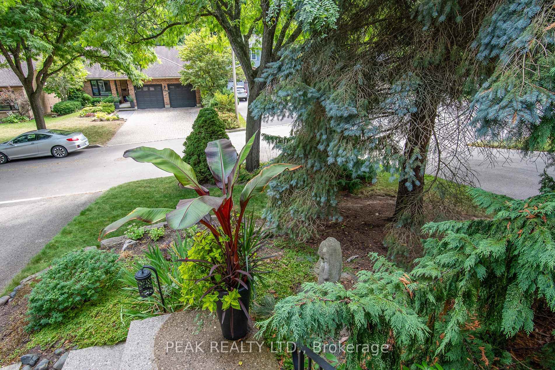 Photo 48 of 500 Foxhill Place, Waterloo, Westvale — HOMEH