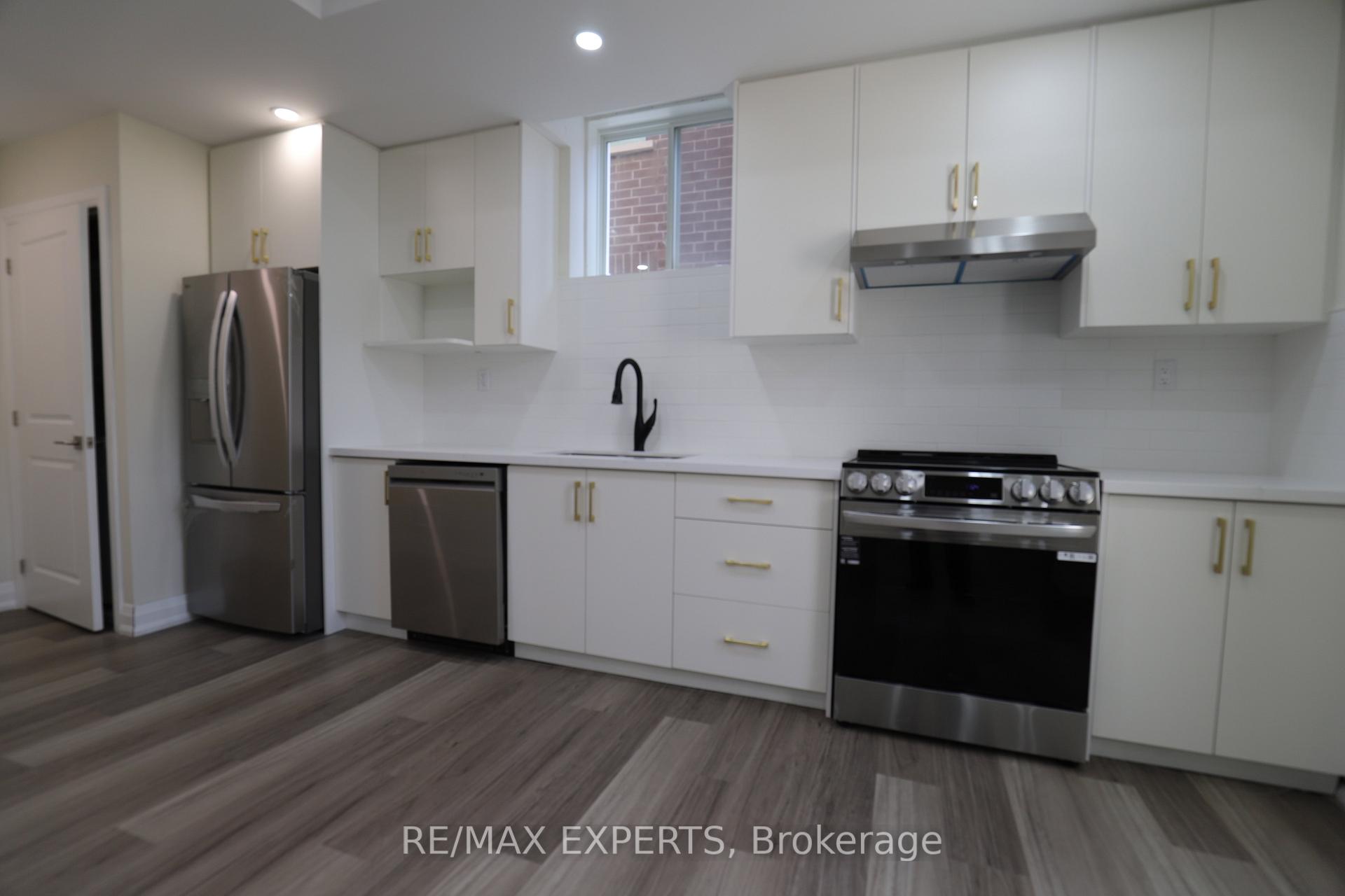 Photo 6 of 108 Ballantyne Boulevard, Vaughan, Vellore Village — HOMEH