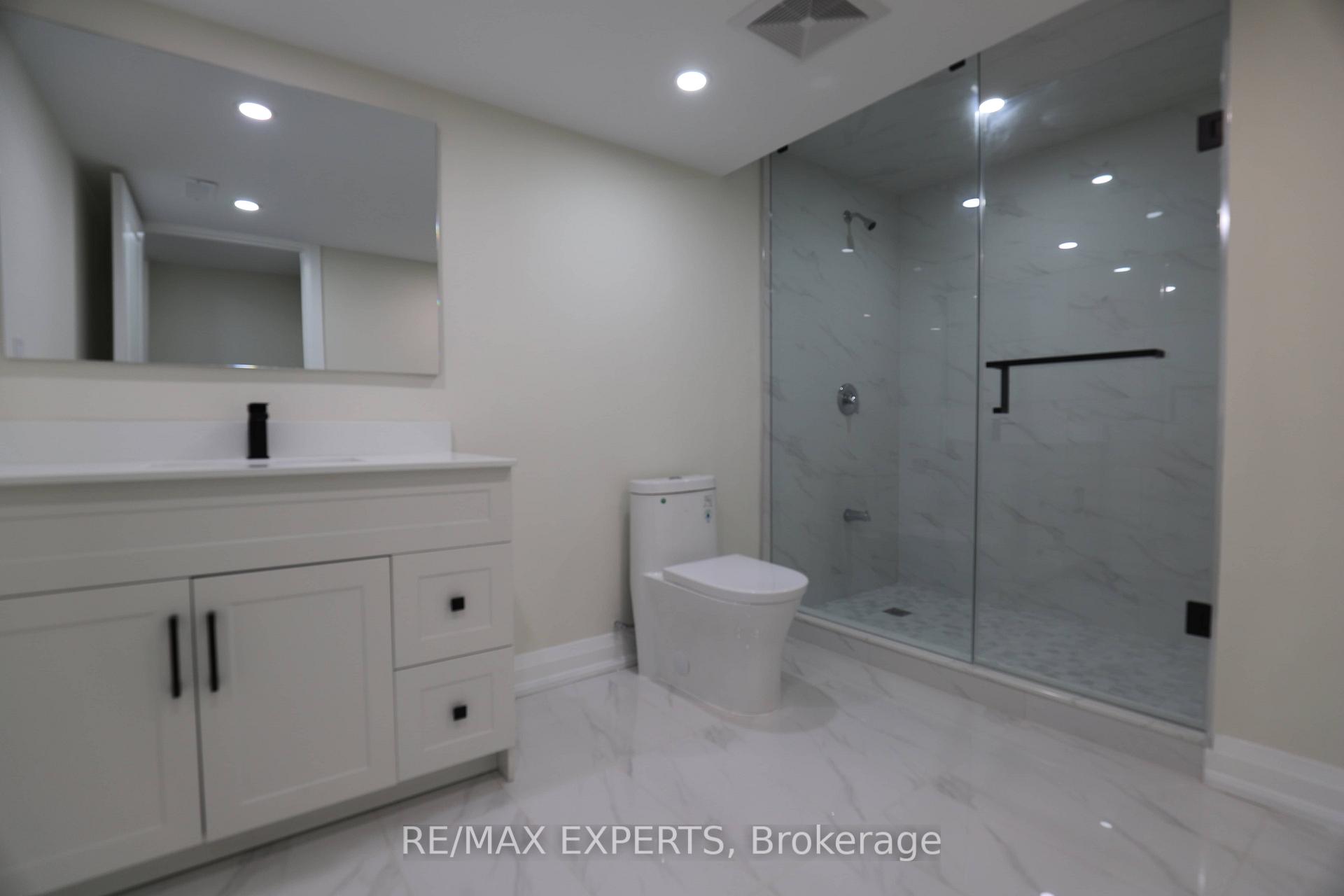 Photo 12 of 108 Ballantyne Boulevard, Vaughan, Vellore Village — HOMEH