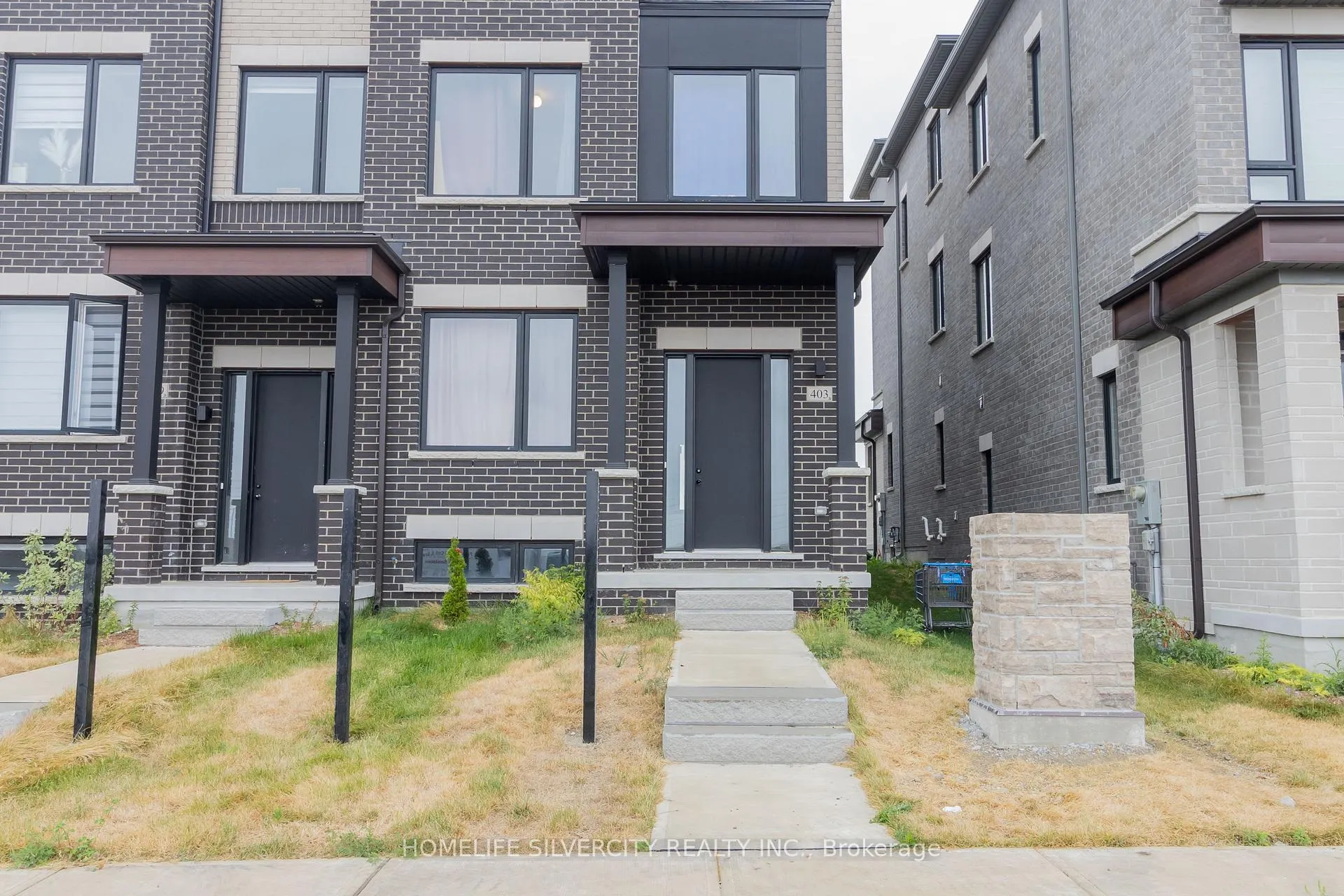 Photo 1 of 403 Tennant Circle, Vaughan, Vellore Village — HOMEH