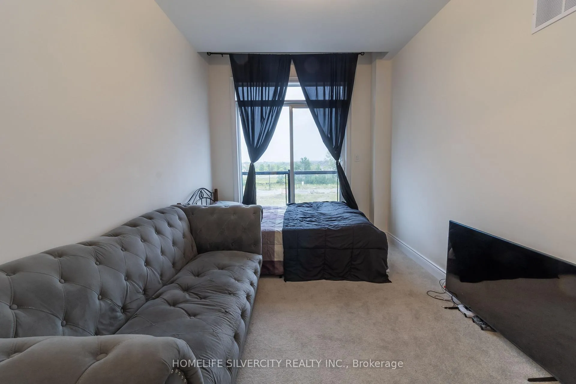 Photo 15 of 403 Tennant Circle, Vaughan, Vellore Village — HOMEH