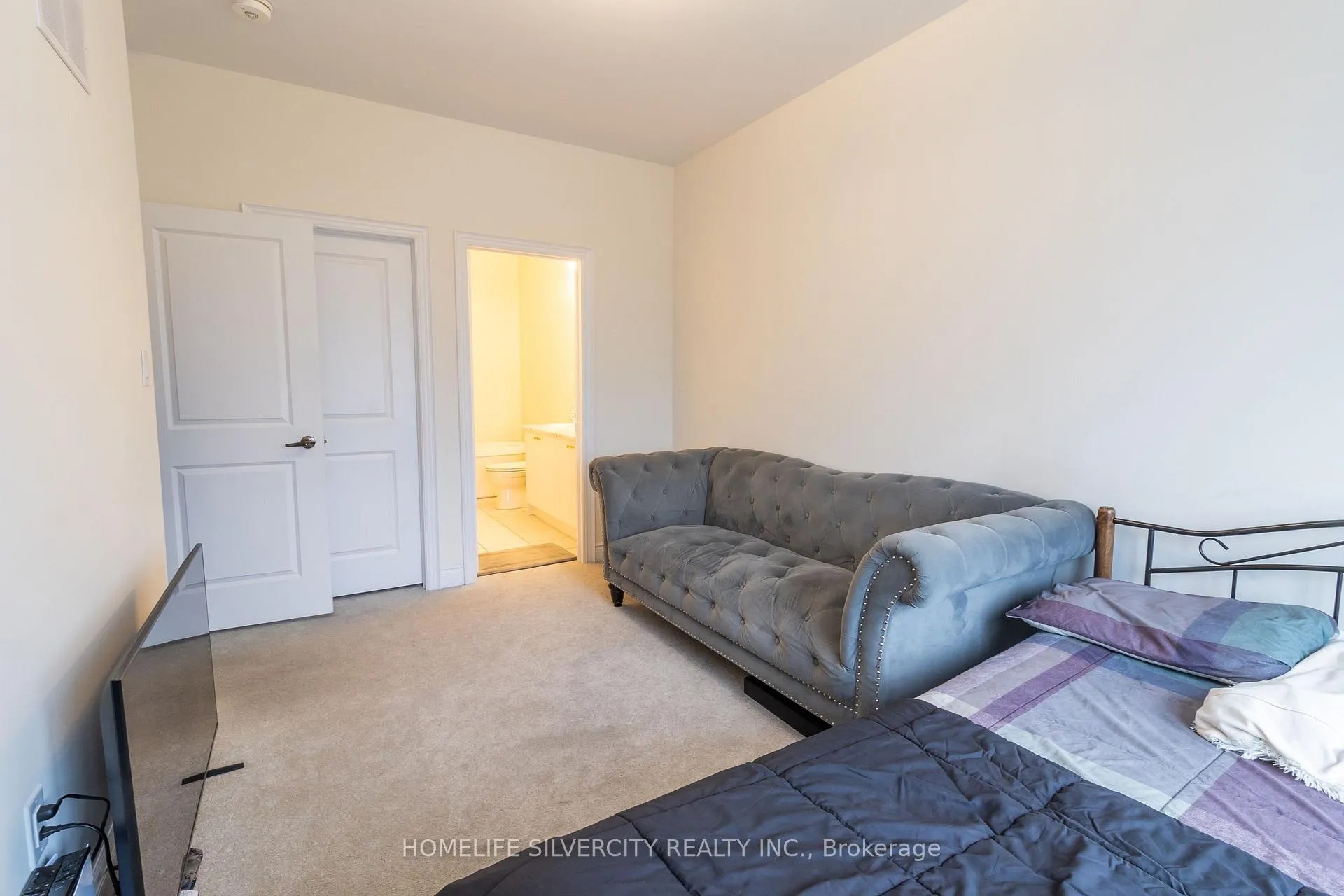 Photo 16 of 403 Tennant Circle, Vaughan, Vellore Village — HOMEH