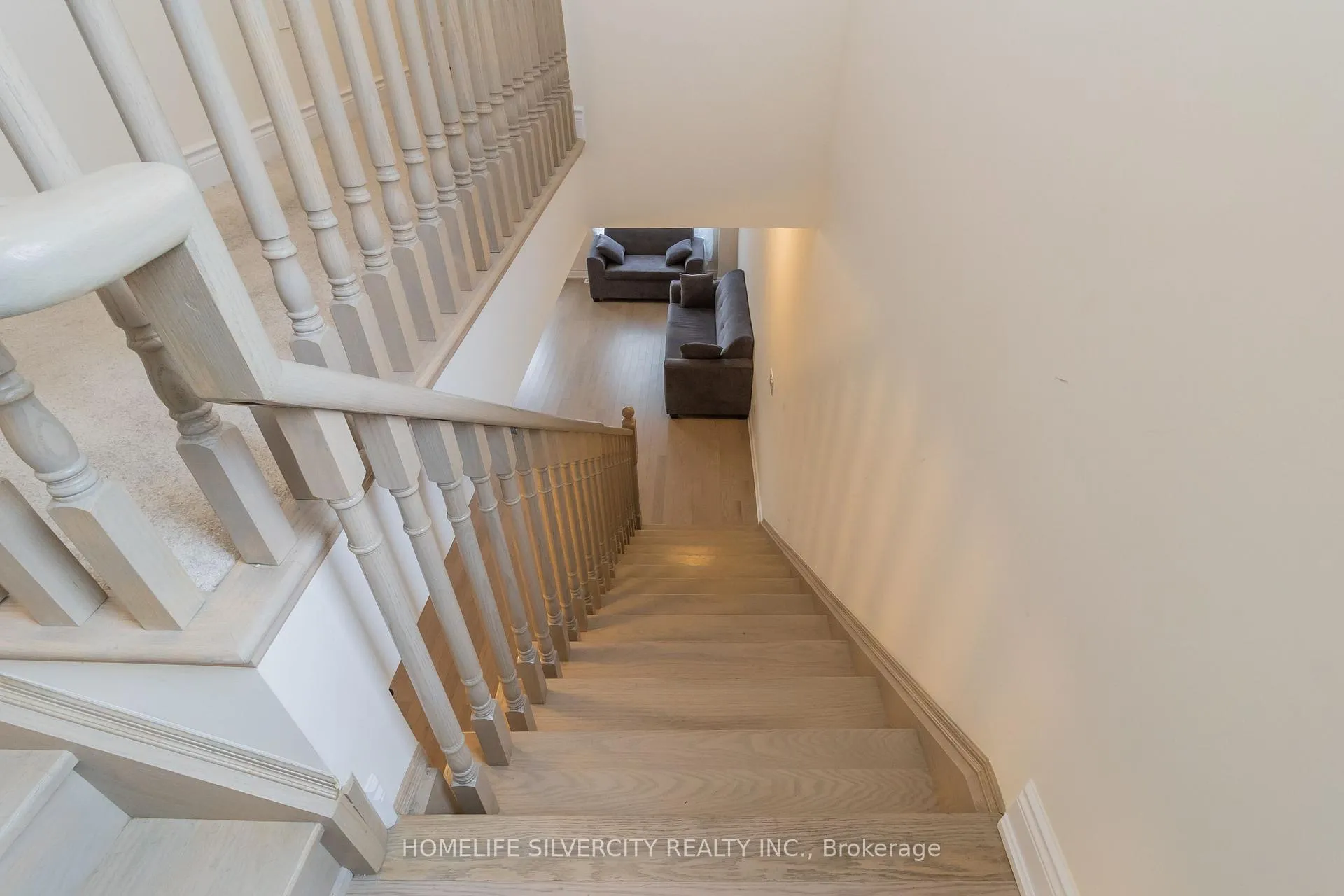Photo 25 of 403 Tennant Circle, Vaughan, Vellore Village — HOMEH