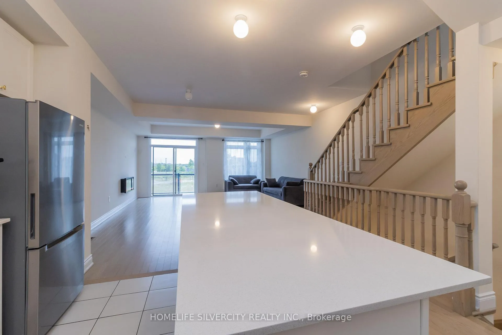 Photo 33 of 403 Tennant Circle, Vaughan, Vellore Village — HOMEH