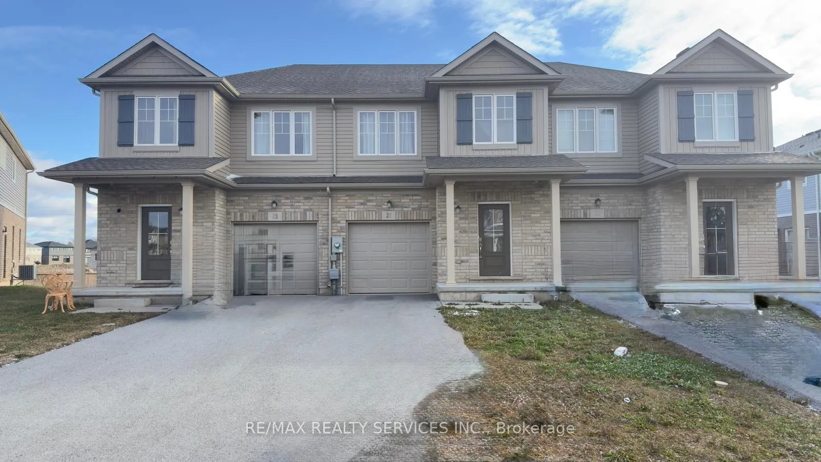 Photo 1 of 26 Sunflower Place, Welland, West Welland — HOMEH