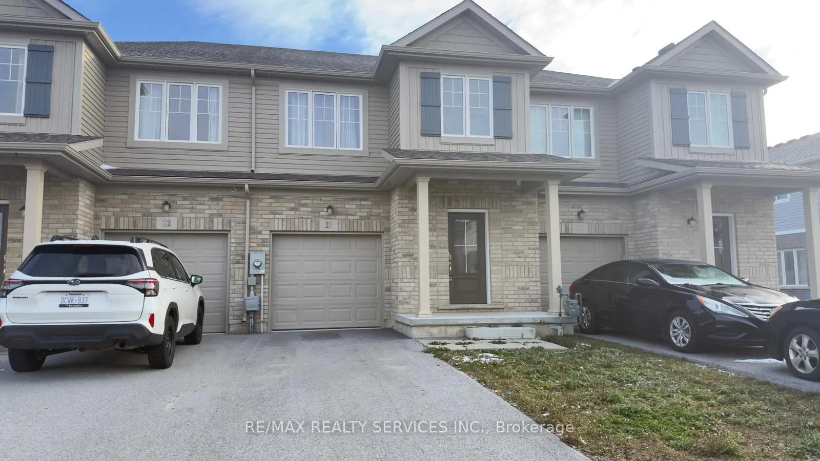 Photo 2 of 26 Sunflower Place, Welland, West Welland — HOMEH
