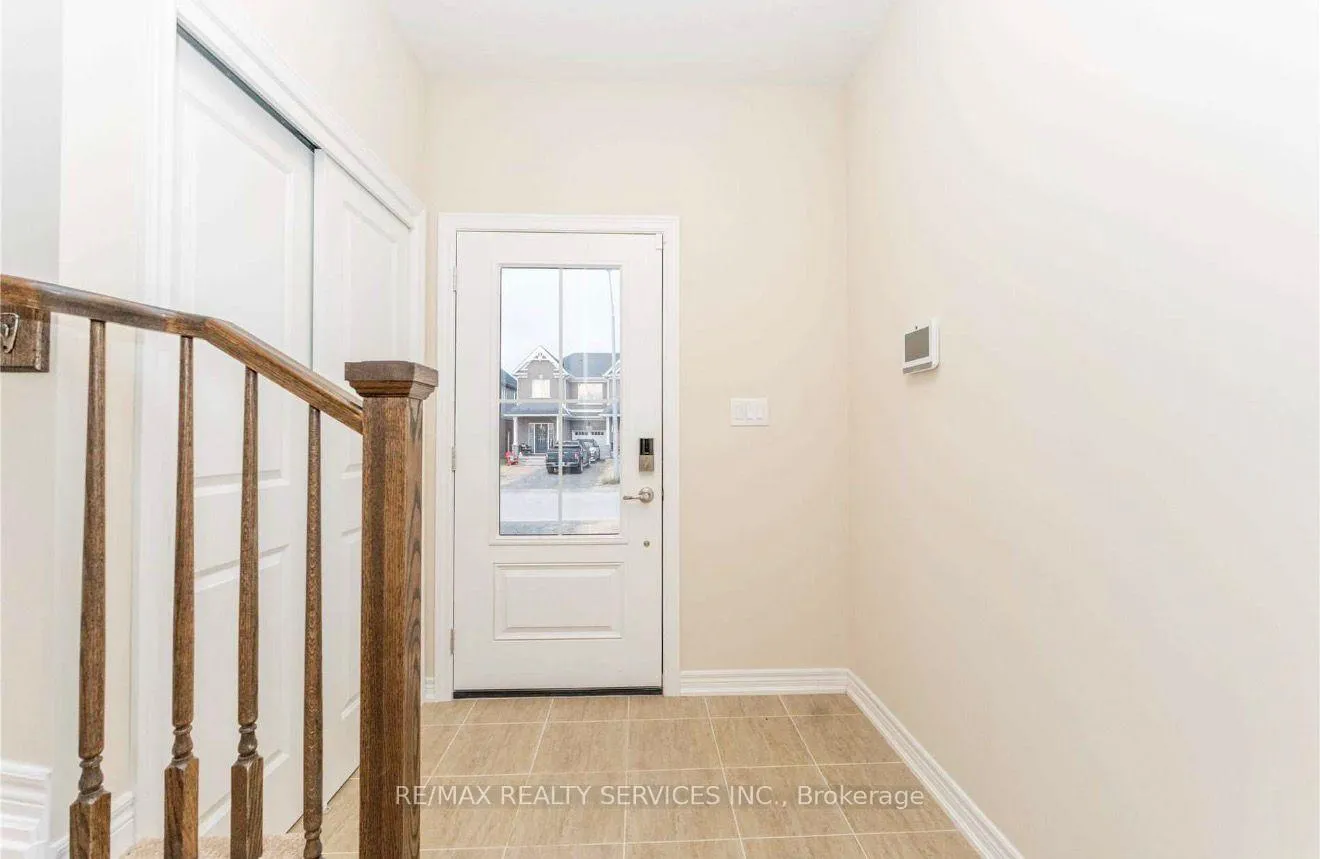 Photo 3 of 26 Sunflower Place, Welland, West Welland — HOMEH