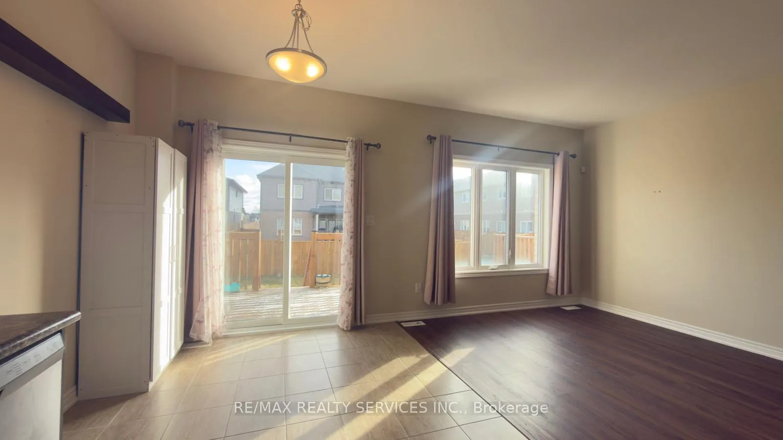 Photo 12 of 26 Sunflower Place, Welland, West Welland — HOMEH