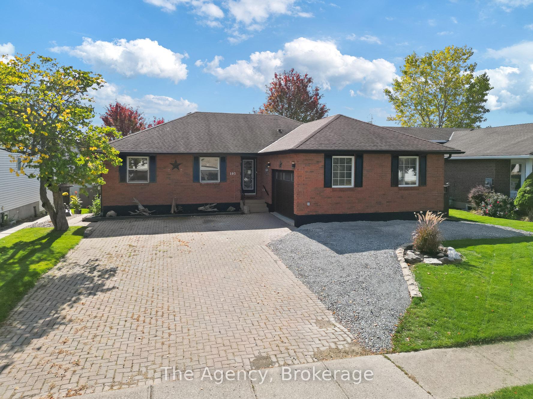 Front of 105 Calla Terrace