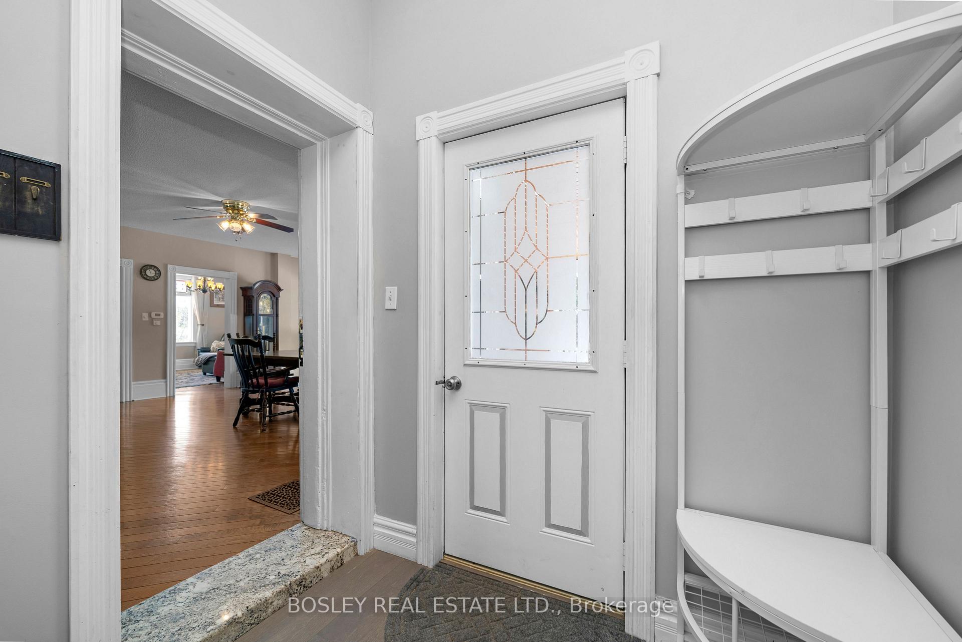 Photo 10 of 34 McKibbon Avenue, Amaranth, Rural Amaranth — HOMEH