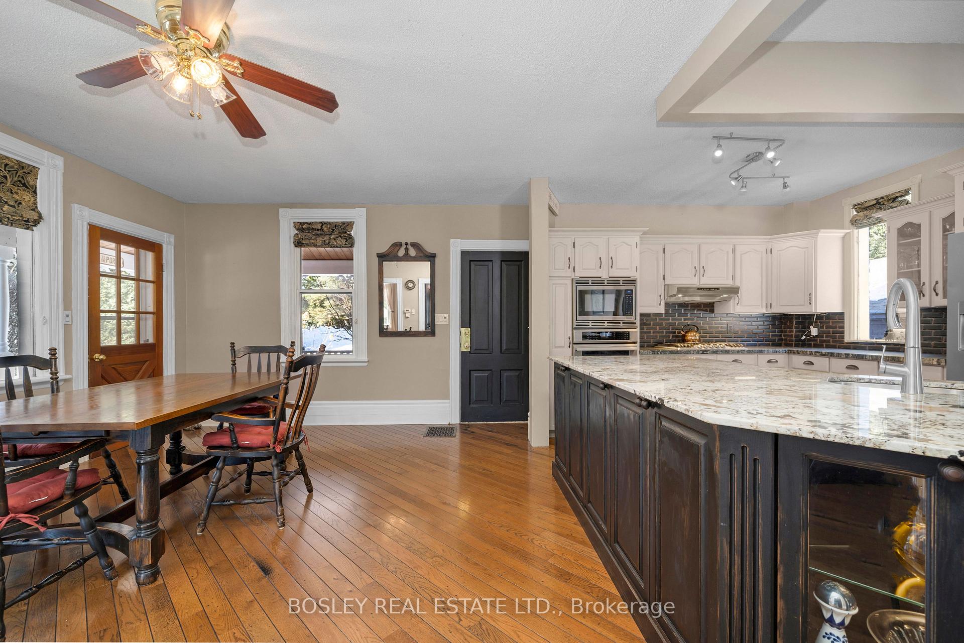 Photo 18 of 34 McKibbon Avenue, Amaranth, Rural Amaranth — HOMEH
