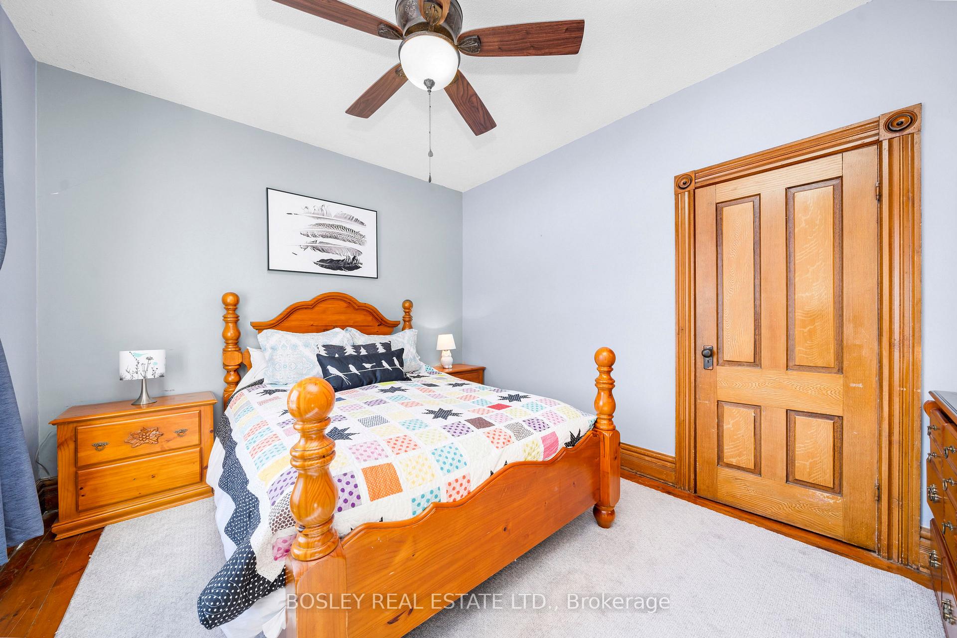 Photo 37 of 34 McKibbon Avenue, Amaranth, Rural Amaranth — HOMEH