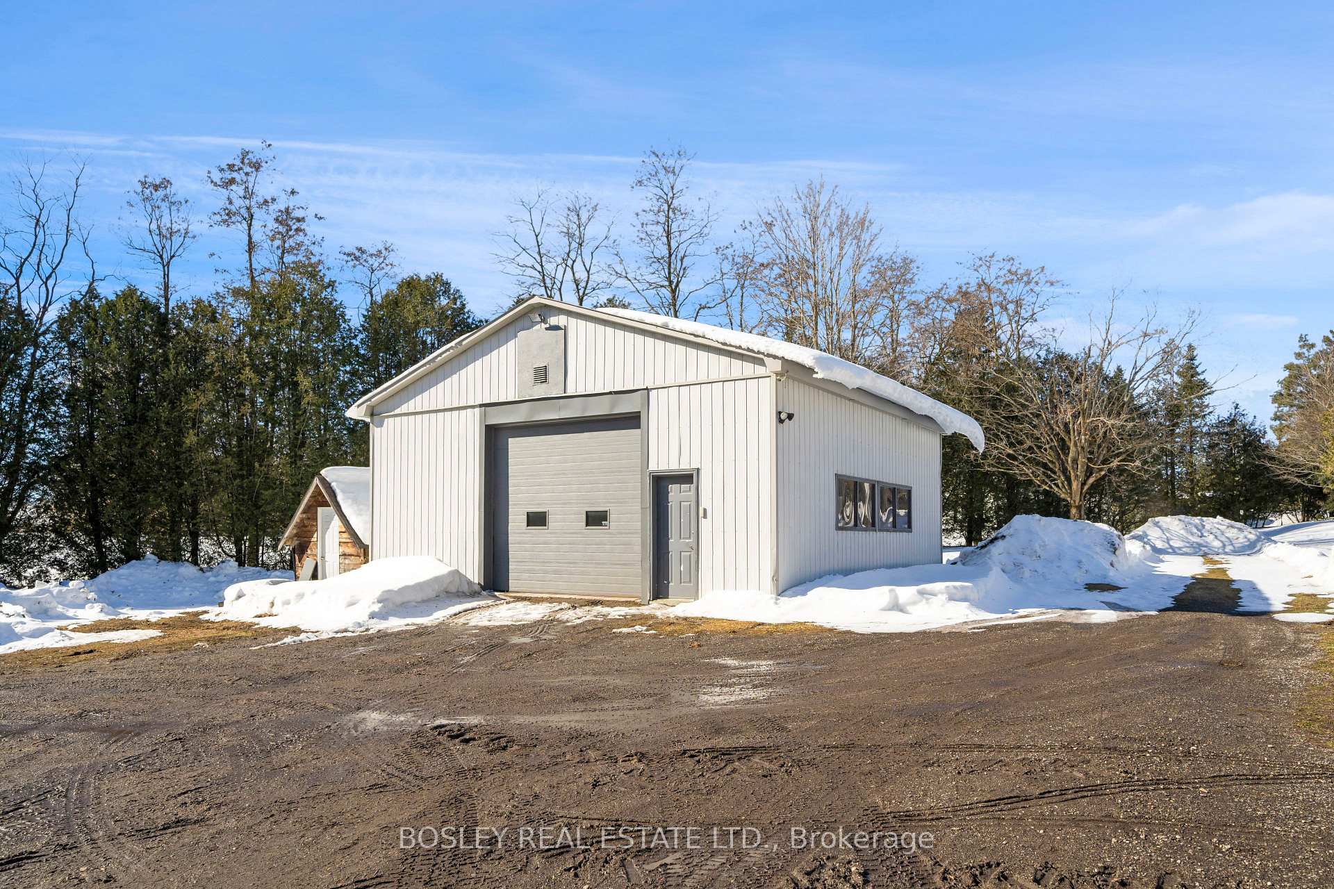 Photo 49 of 34 McKibbon Avenue, Amaranth, Rural Amaranth — HOMEH