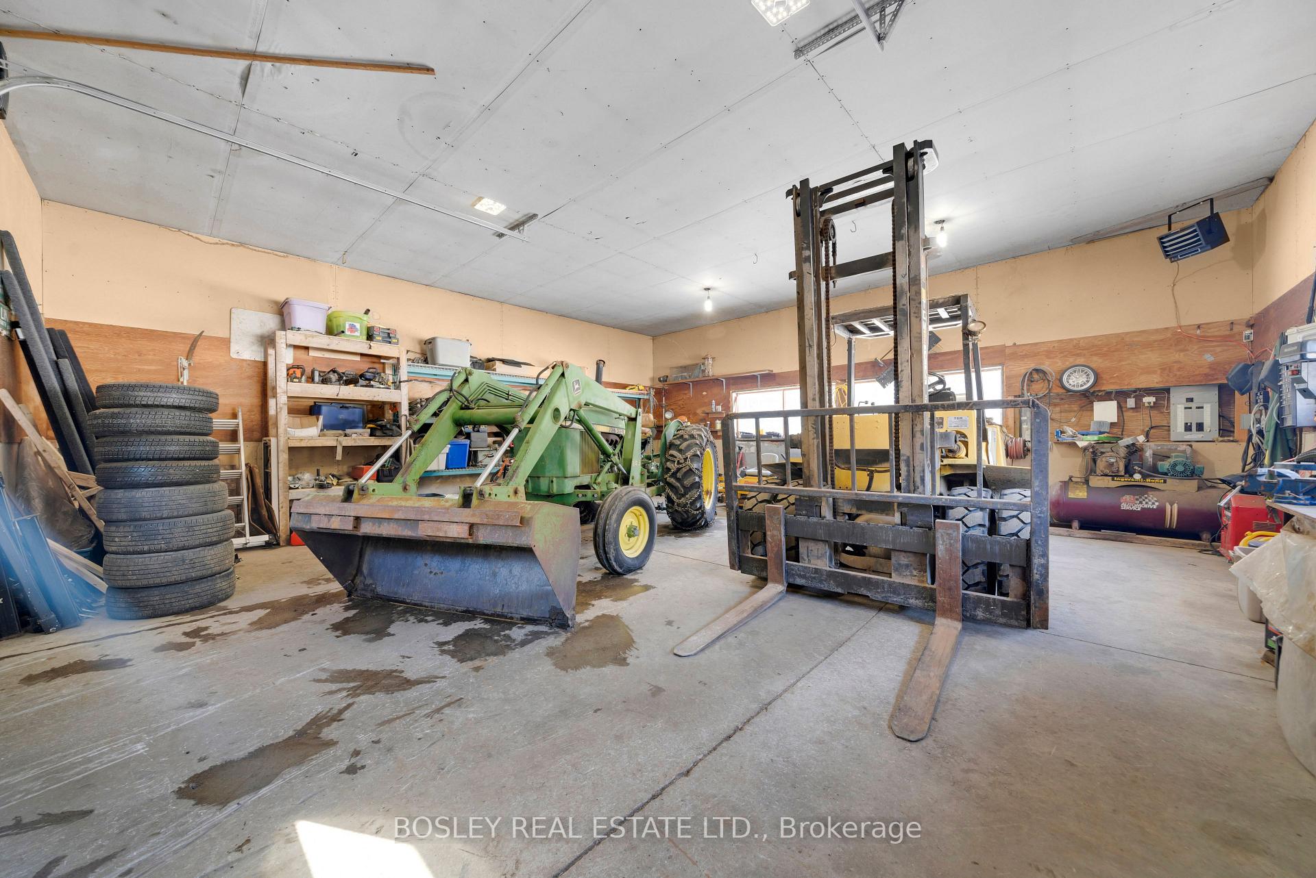 Photo 50 of 34 McKibbon Avenue, Amaranth, Rural Amaranth — HOMEH
