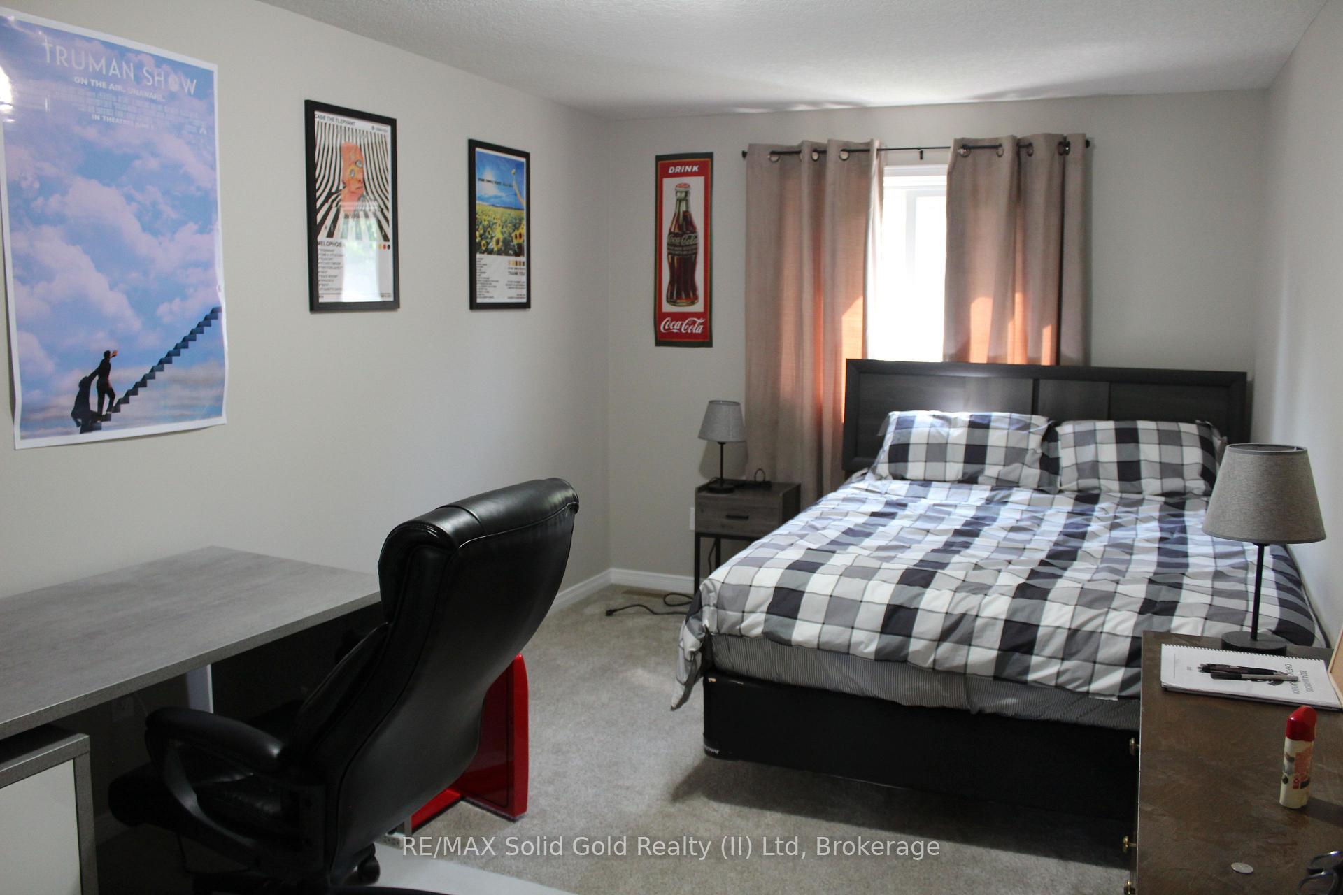 Photo 14 of 565 Violet Street, Waterloo — HOMEH