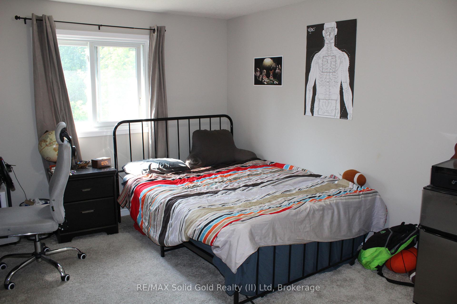 Photo 16 of 565 Violet Street, Waterloo — HOMEH