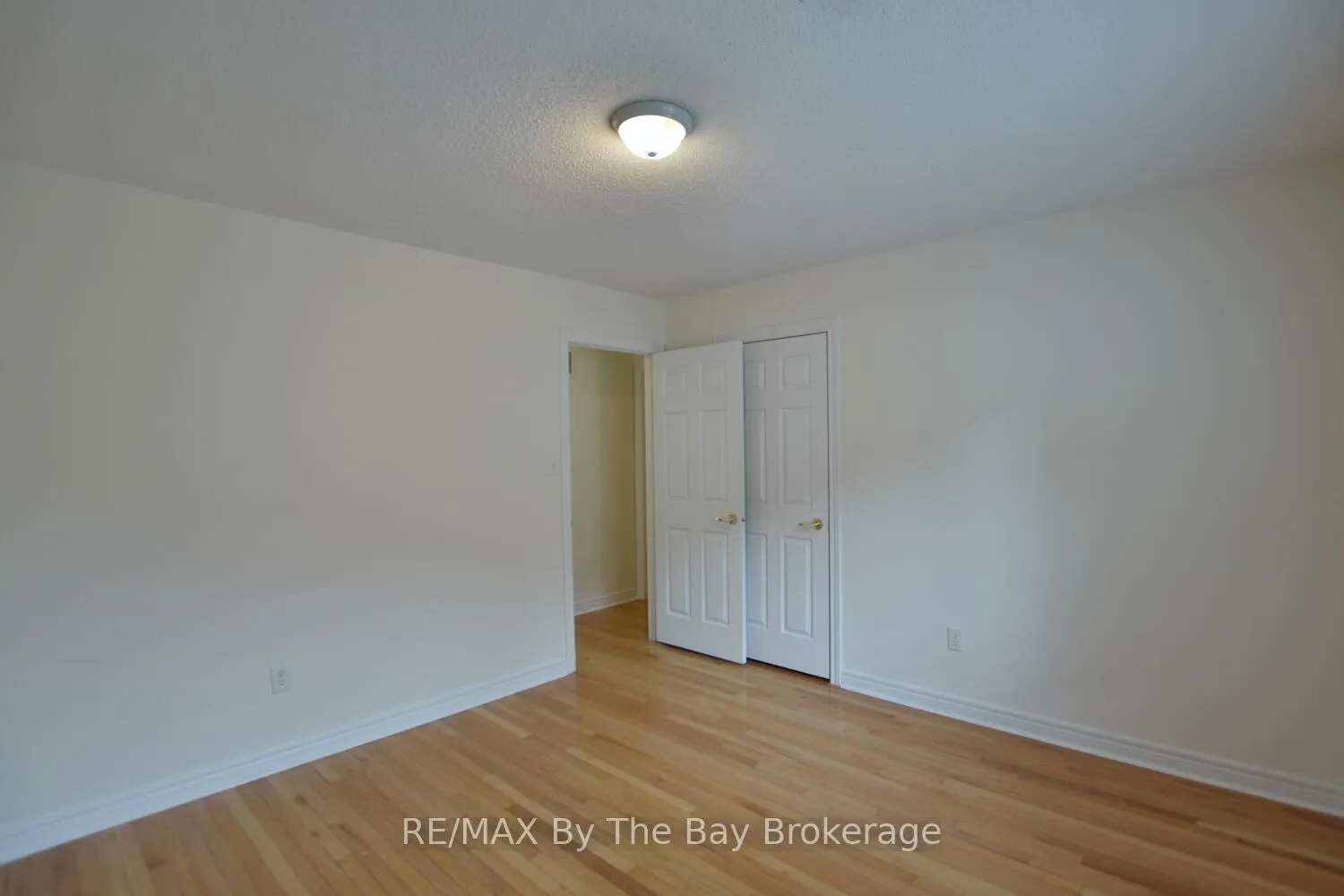 Photo 37 of 7 Meadowood Drive, Wasaga Beach — HOMEH