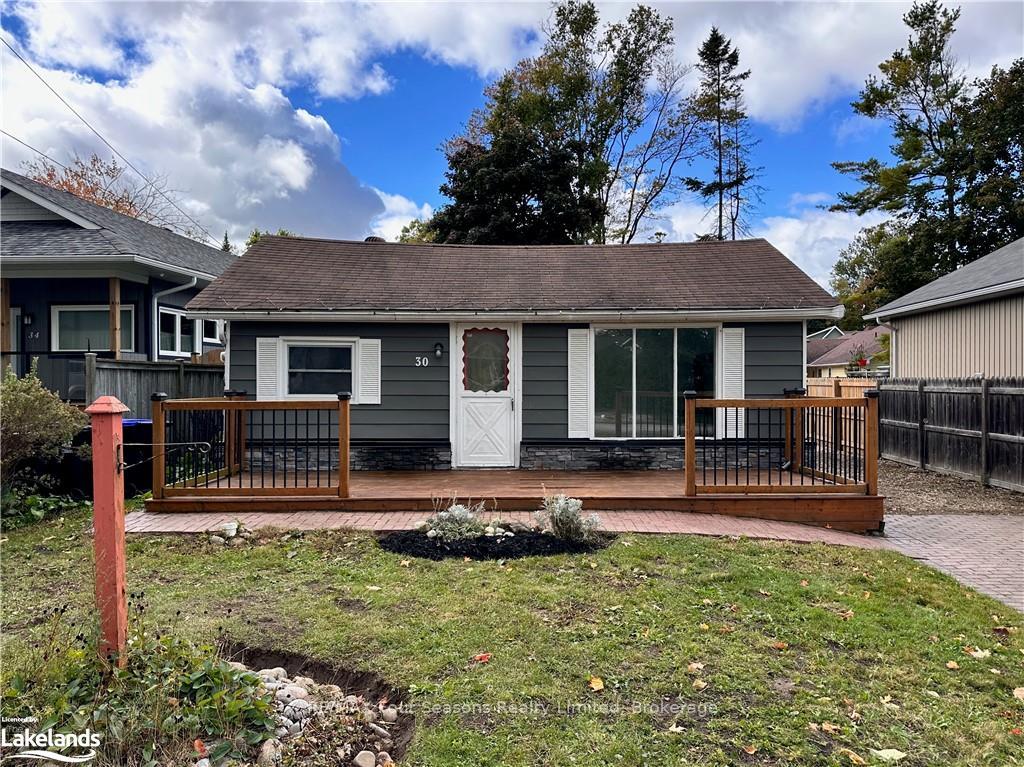 Photo 1 of 30 64th Street N, Wasaga Beach — HOMEH