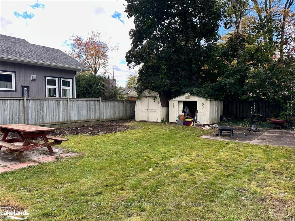 Photo 10 of 30 64th Street N, Wasaga Beach — HOMEH