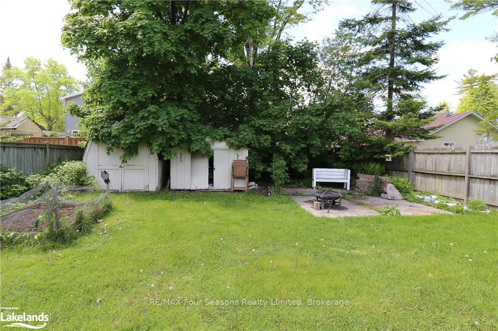 Photo 11 of 30 64th Street N, Wasaga Beach — HOMEH