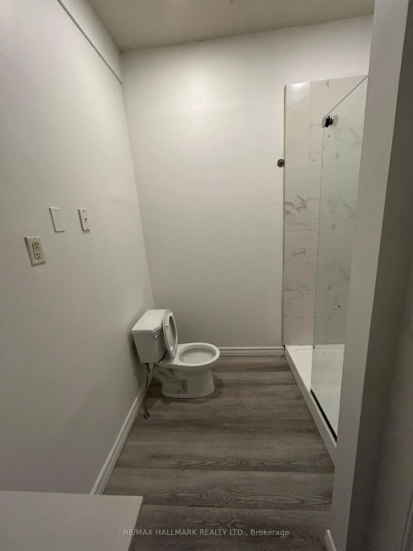 Photo 13 of Unit 3, 2005 Highway 7, Vaughan, Concord — HOMEH