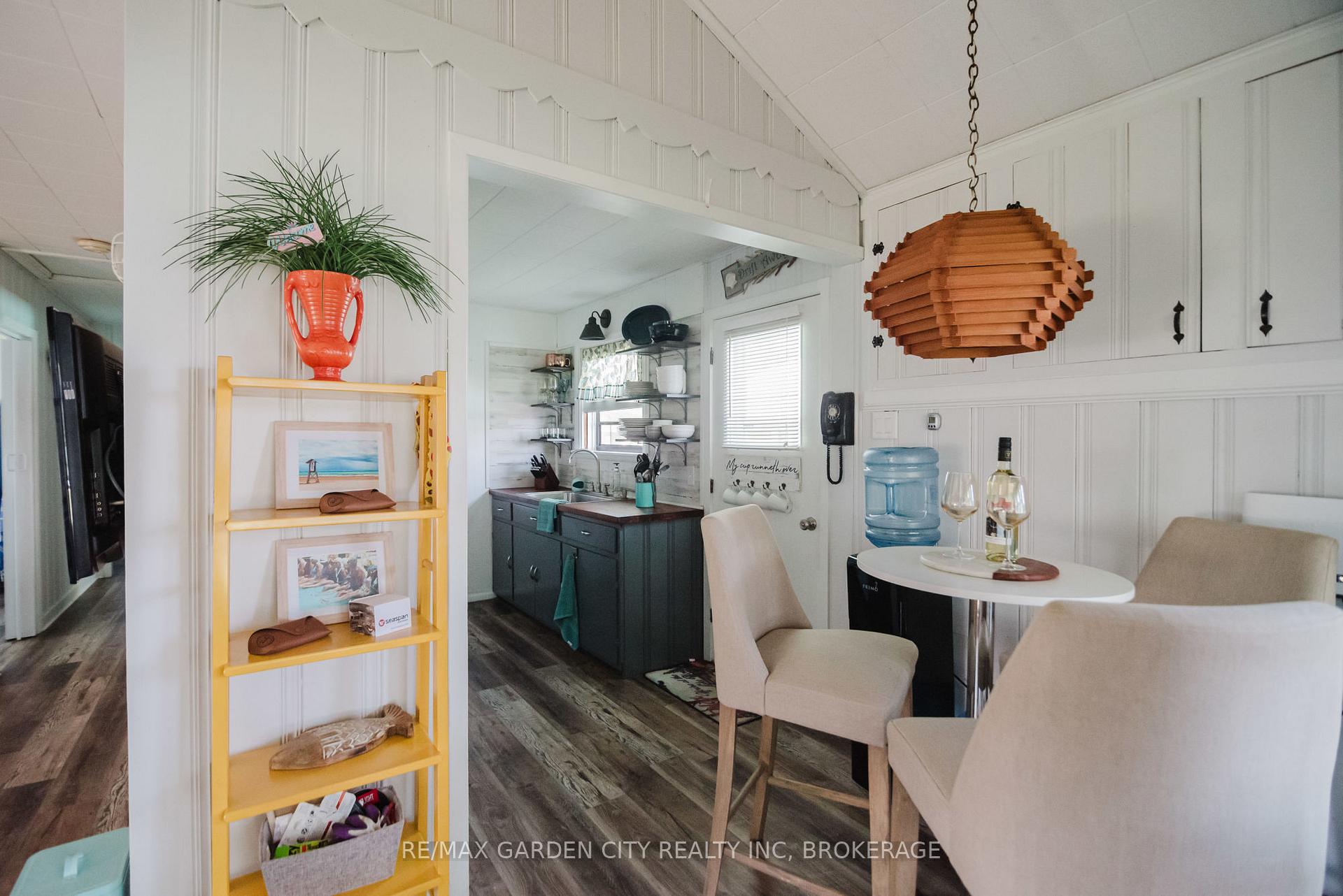 Photo 23 of 11154 Churchill Avenue, Wainfleet, Lakeshore — HOMEH