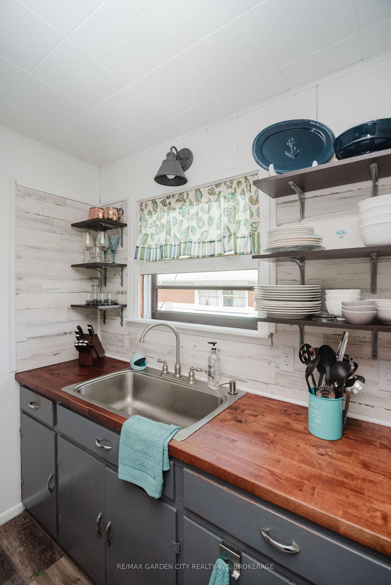Photo 25 of 11154 Churchill Avenue, Wainfleet, Lakeshore — HOMEH