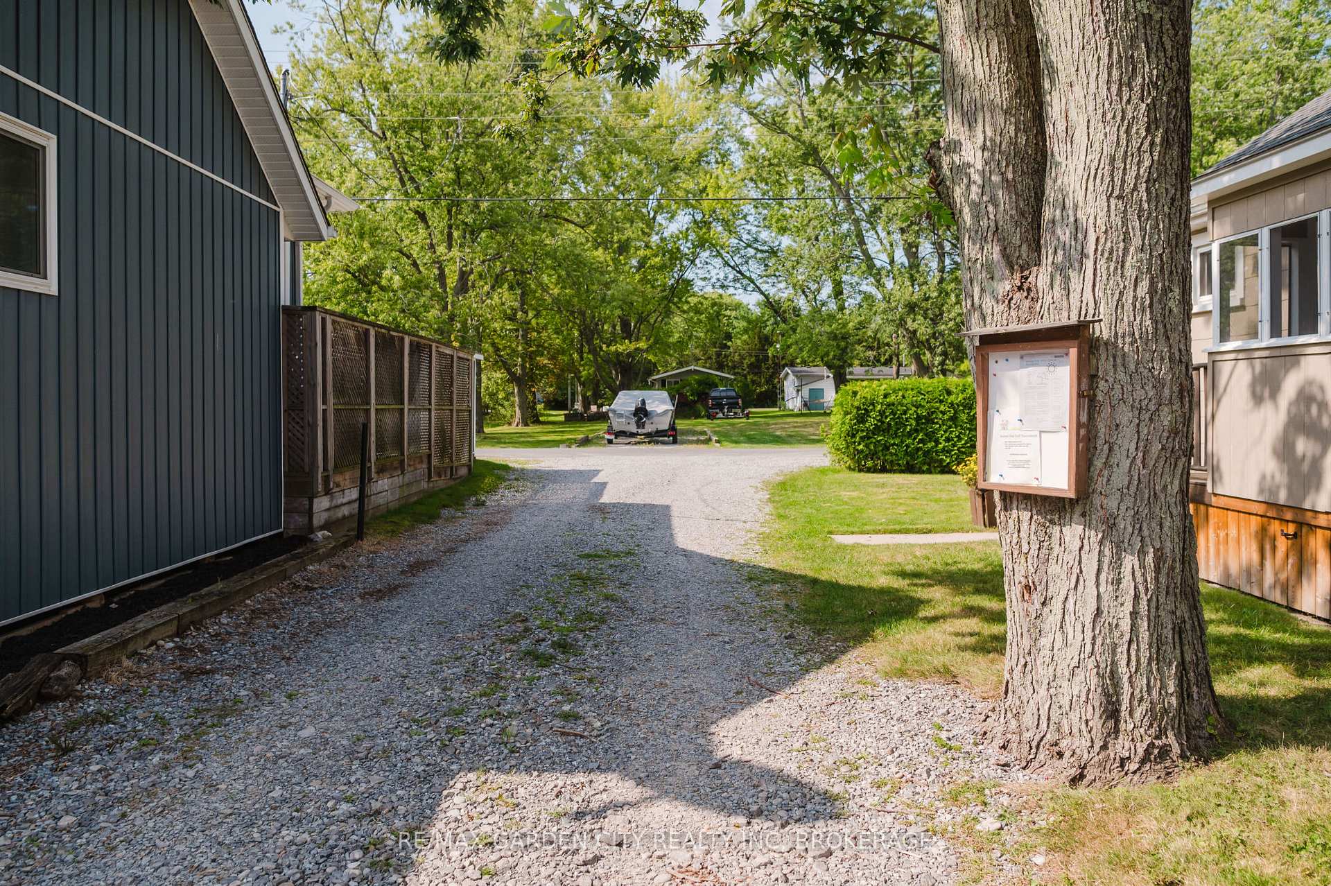 Photo 45 of 11154 Churchill Avenue, Wainfleet, Lakeshore — HOMEH