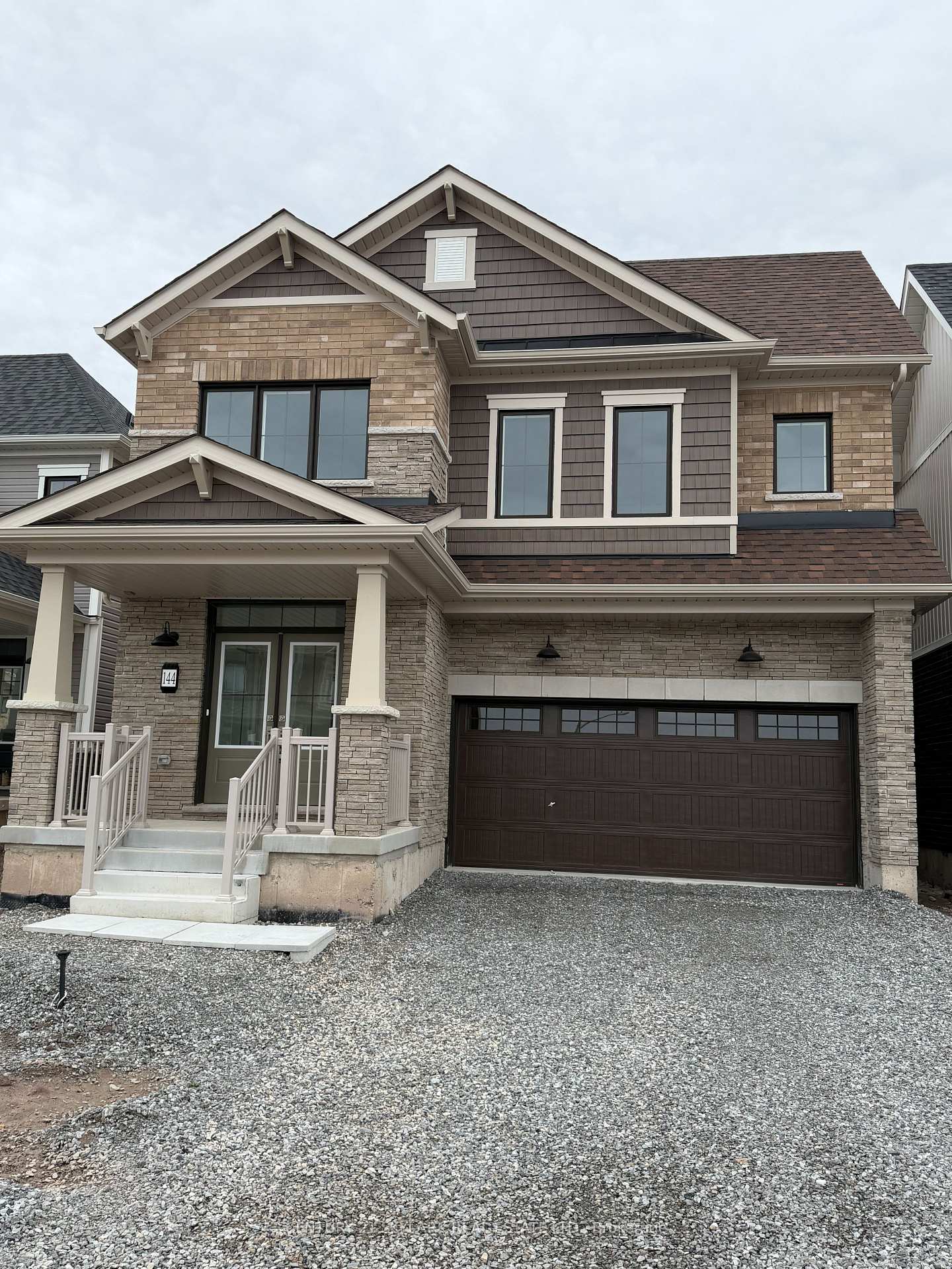 Photo 3 of 144 Aviron Crescent, Welland, Dain City — HOMEH