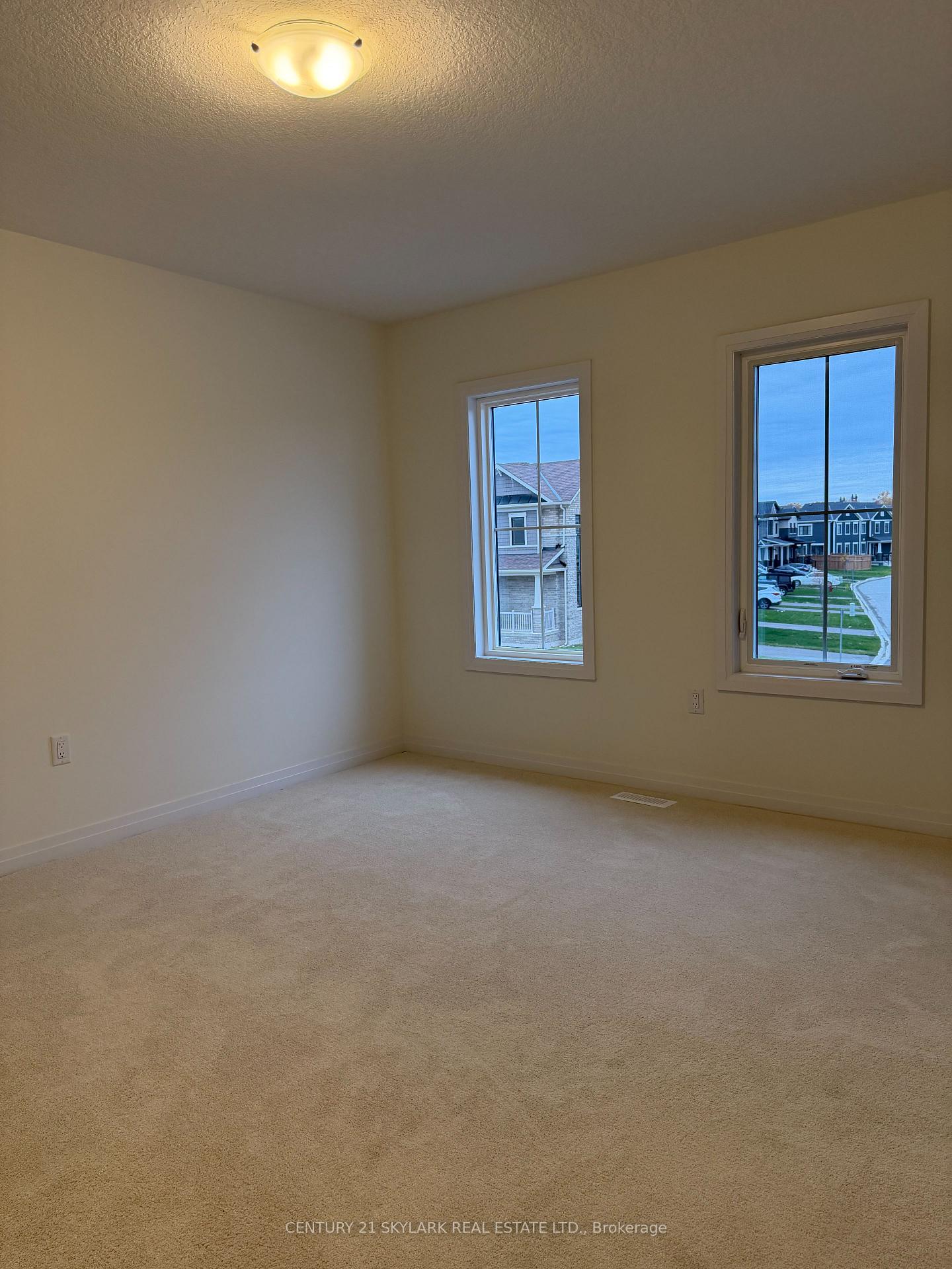 Photo 30 of 144 Aviron Crescent, Welland, Dain City — HOMEH