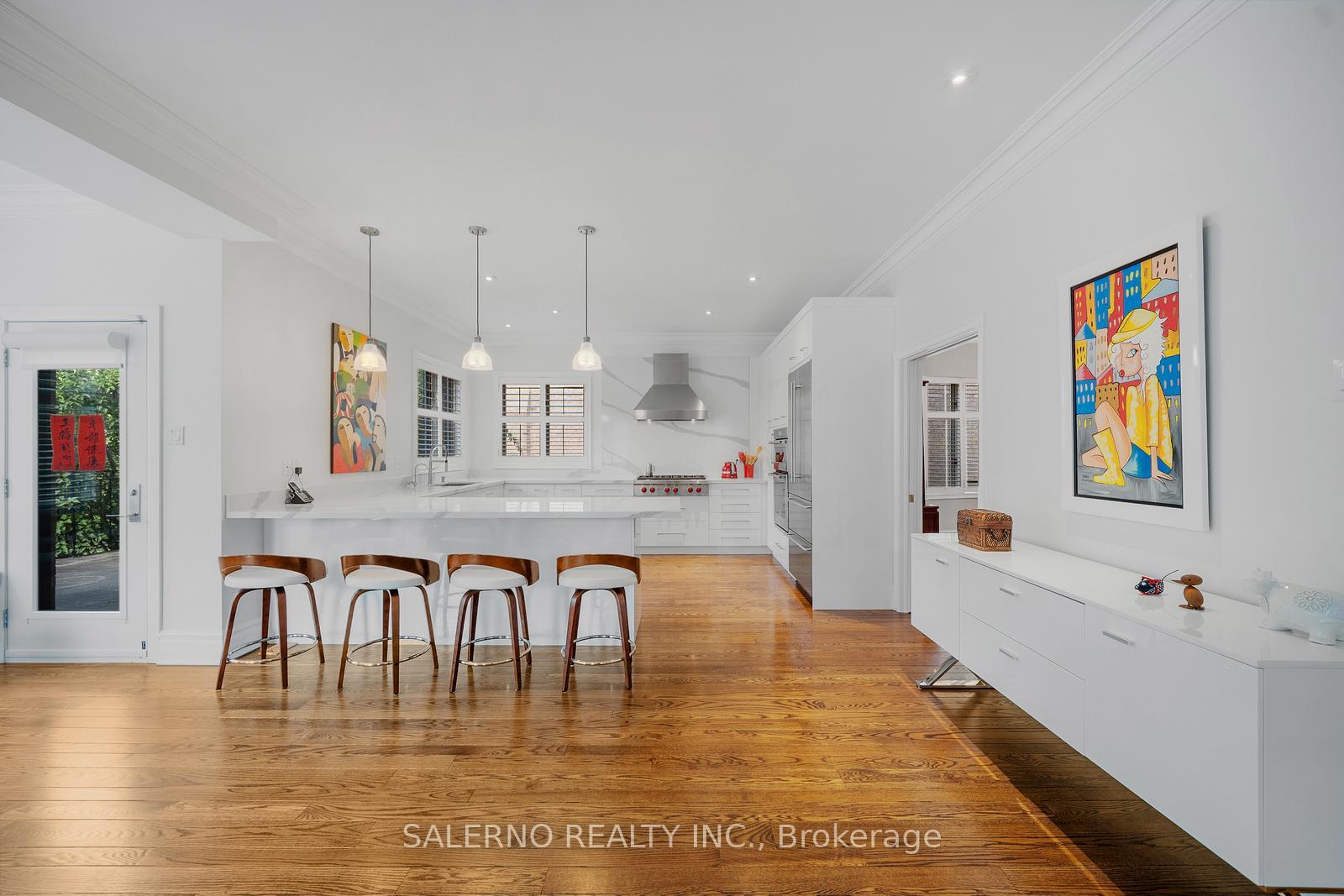 Photo 11 of 32 Donna Mae Crescent, Vaughan, Crestwood-Springfarm-Yorkhill — HOMEH