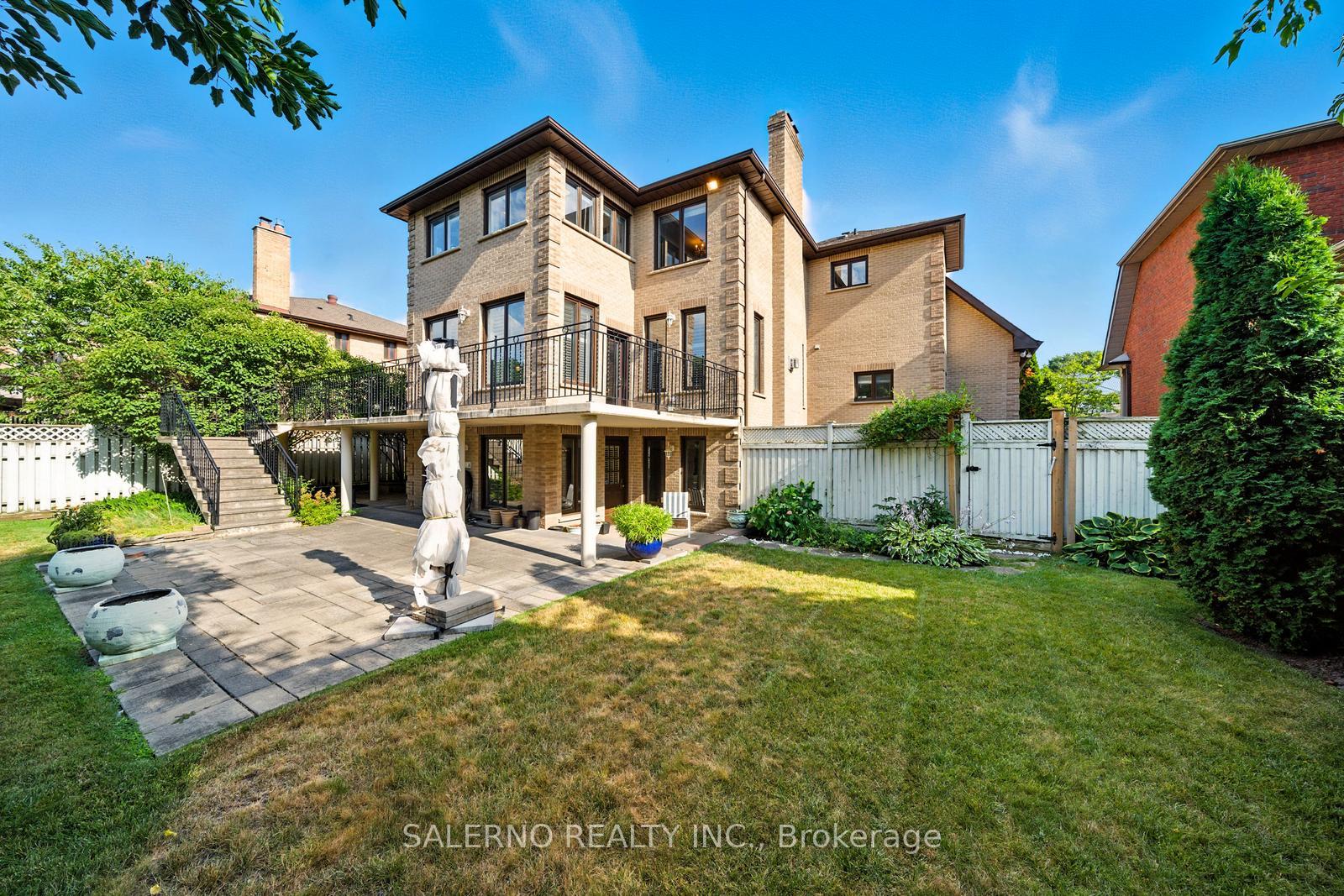 Photo 44 of 32 Donna Mae Crescent, Vaughan, Crestwood-Springfarm-Yorkhill — HOMEH