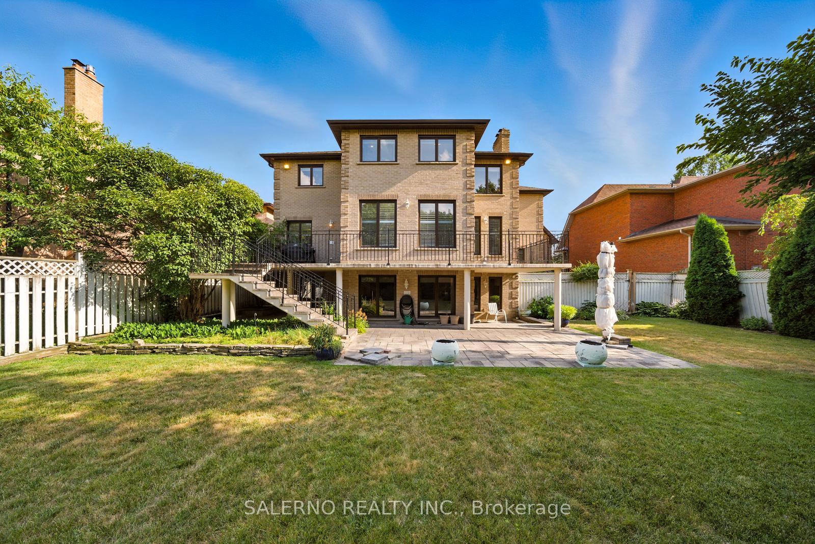 Photo 45 of 32 Donna Mae Crescent, Vaughan, Crestwood-Springfarm-Yorkhill — HOMEH
