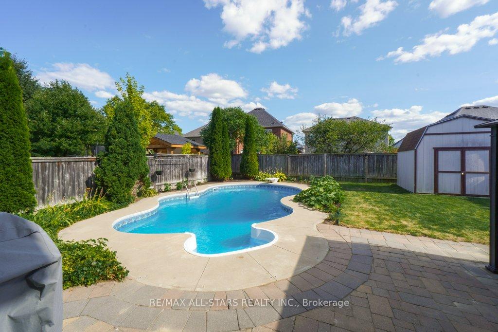 Photo 2 of 54 Cosmos Avenue, Uxbridge — HOMEH