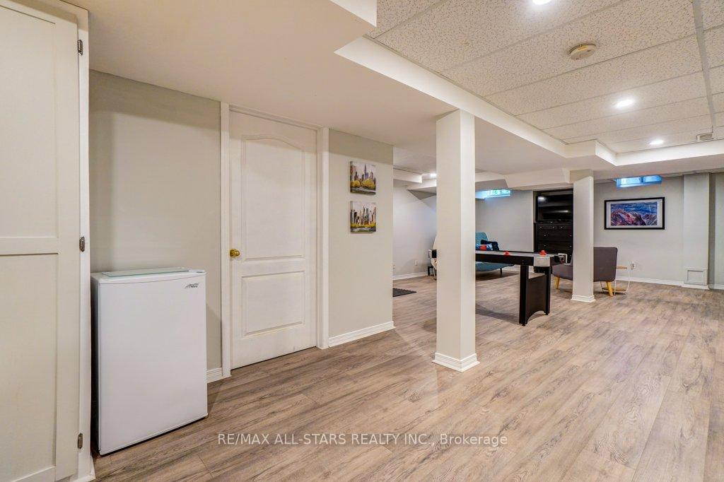 Photo 29 of 54 Cosmos Avenue, Uxbridge — HOMEH