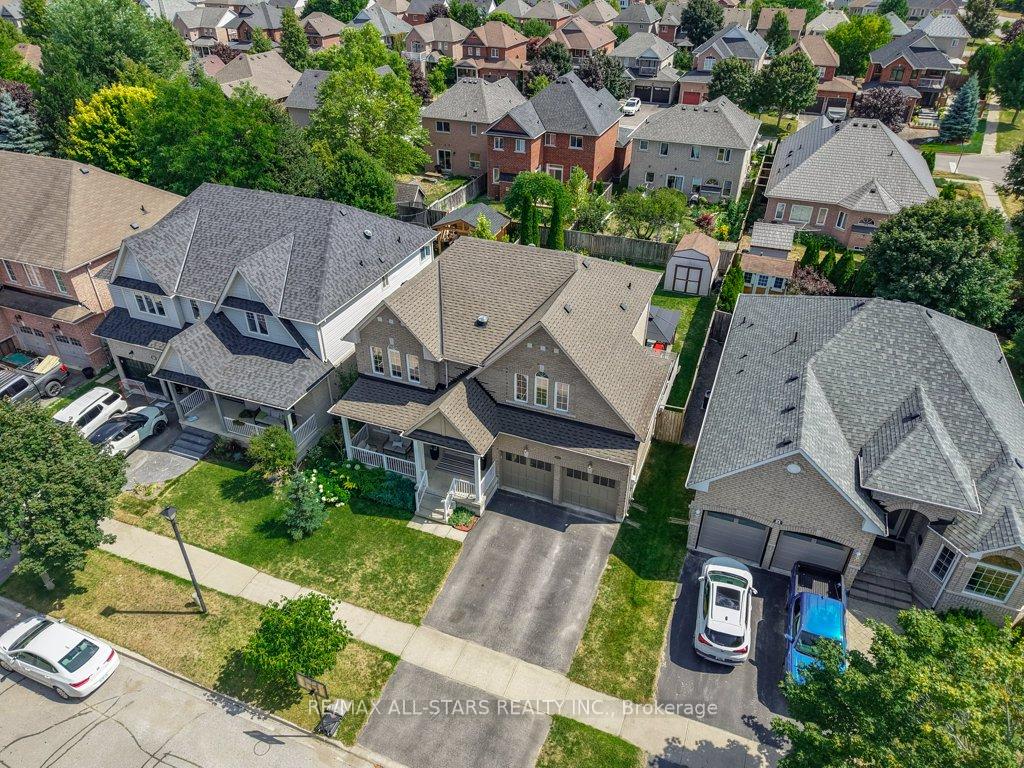Photo 45 of 54 Cosmos Avenue, Uxbridge — HOMEH