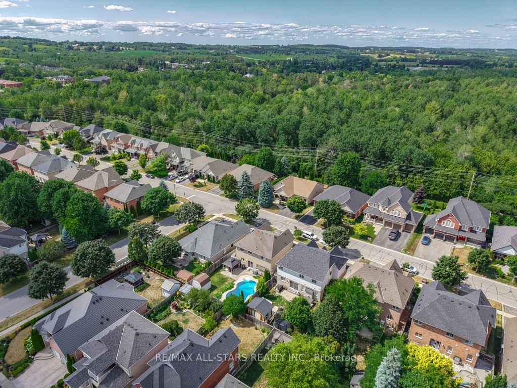 Photo 46 of 54 Cosmos Avenue, Uxbridge — HOMEH
