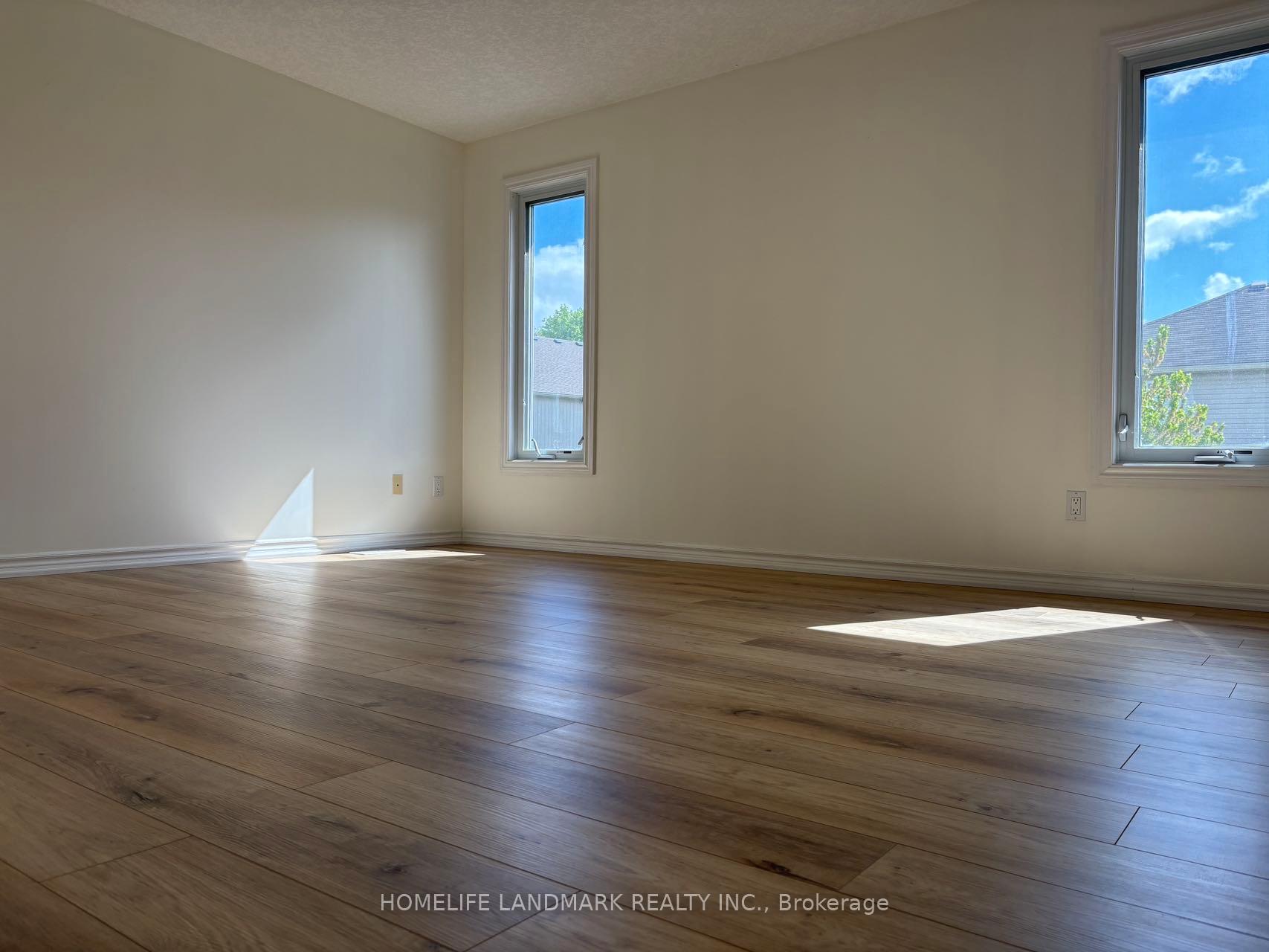 Photo 4 of 593 Woolgrass Avenue, Waterloo — HOMEH