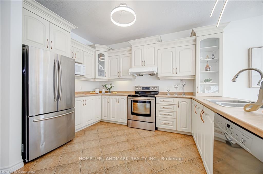 Photo 6 of 593 Woolgrass Avenue, Waterloo — HOMEH
