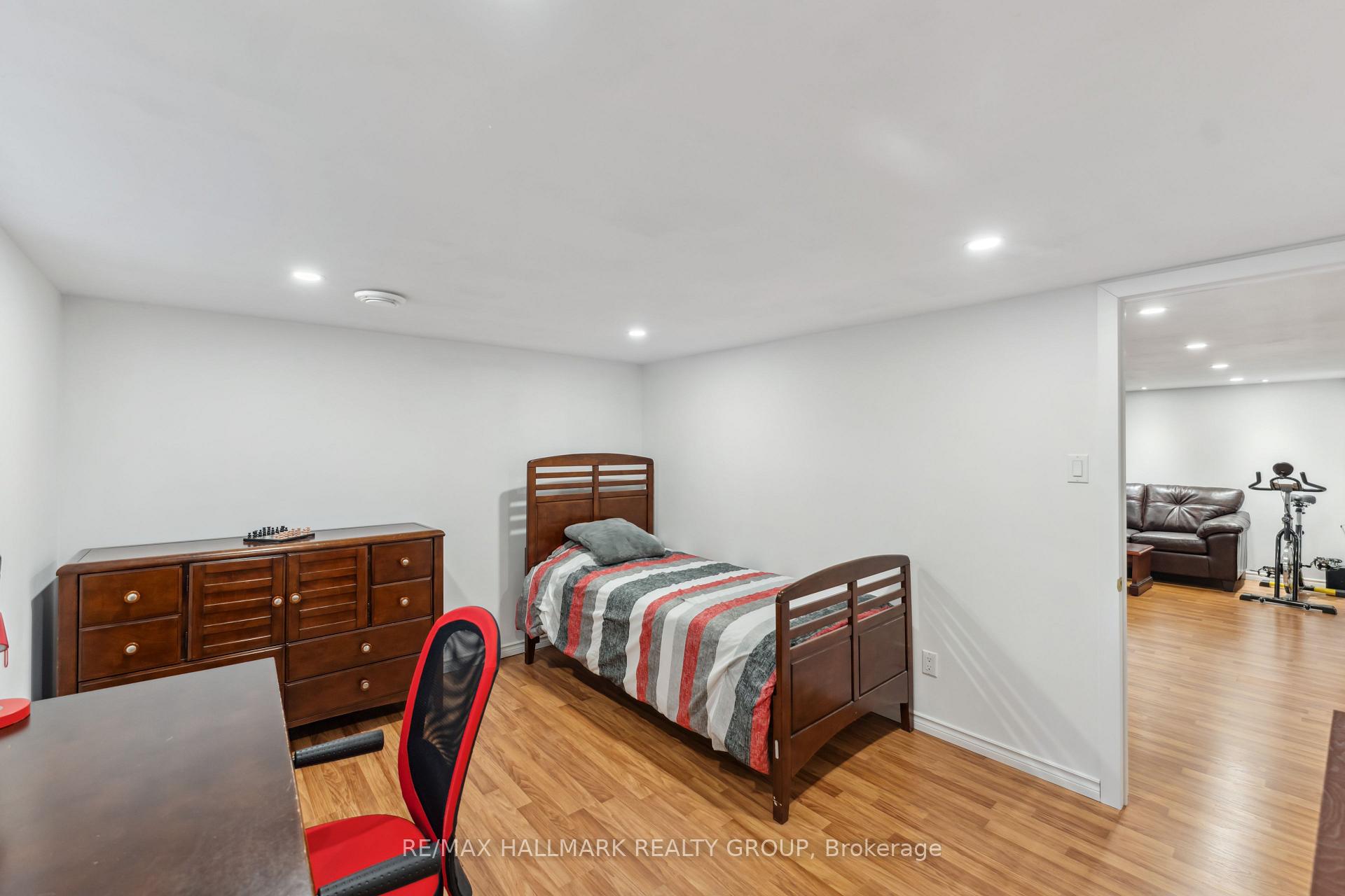 Photo 25 of 619 Clancy Street, Ottawa, Beacon Hill North — HOMEH