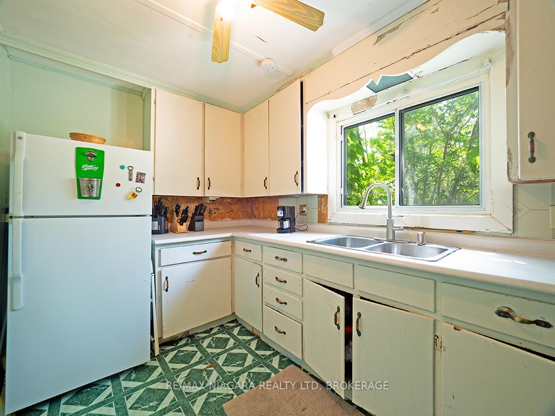 Photo 13 of 12851 Old Lakeshore Road E, Wainfleet, Lakeshore — HOMEH